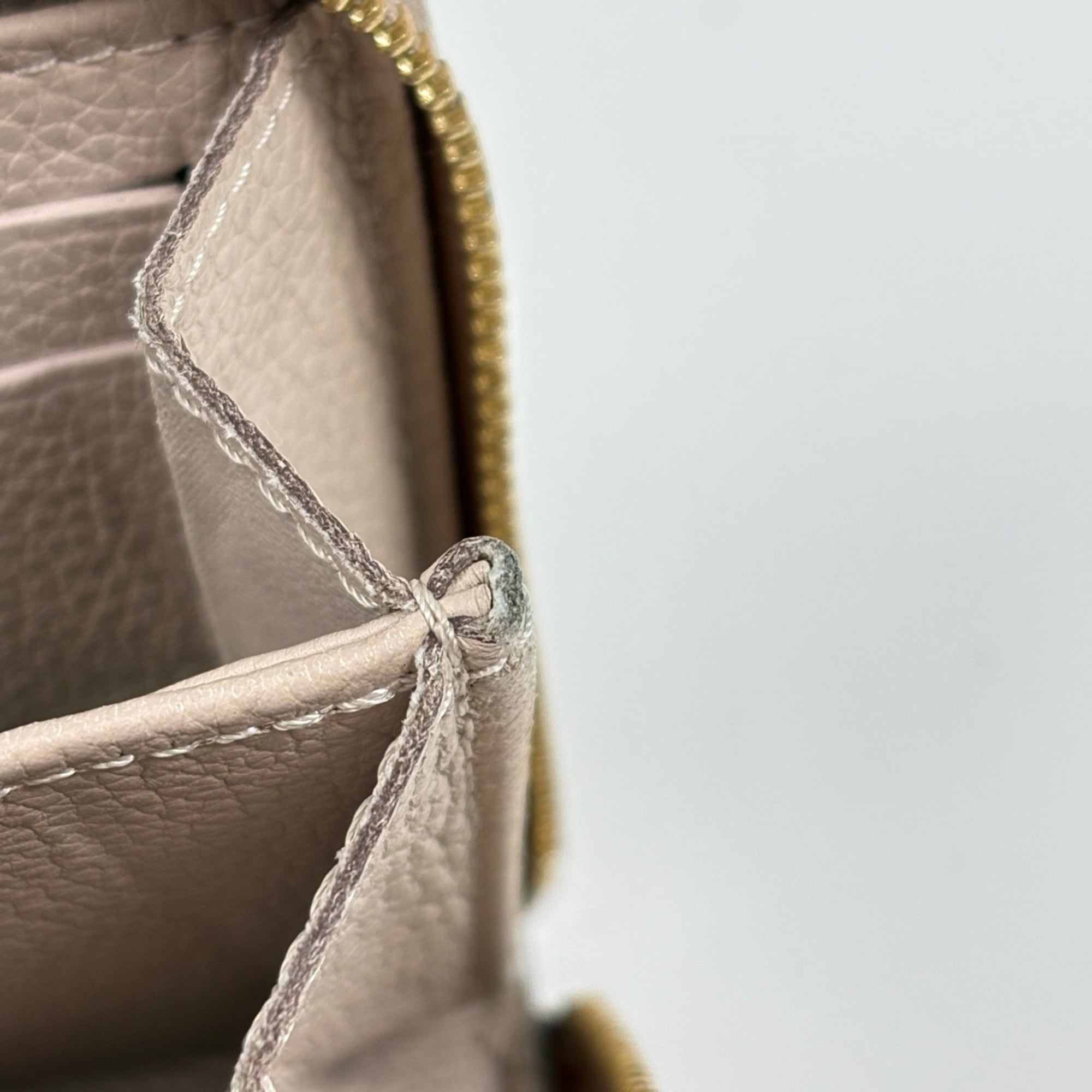 Louis Vuitton Beige Leather Coin Purse/Coin Case