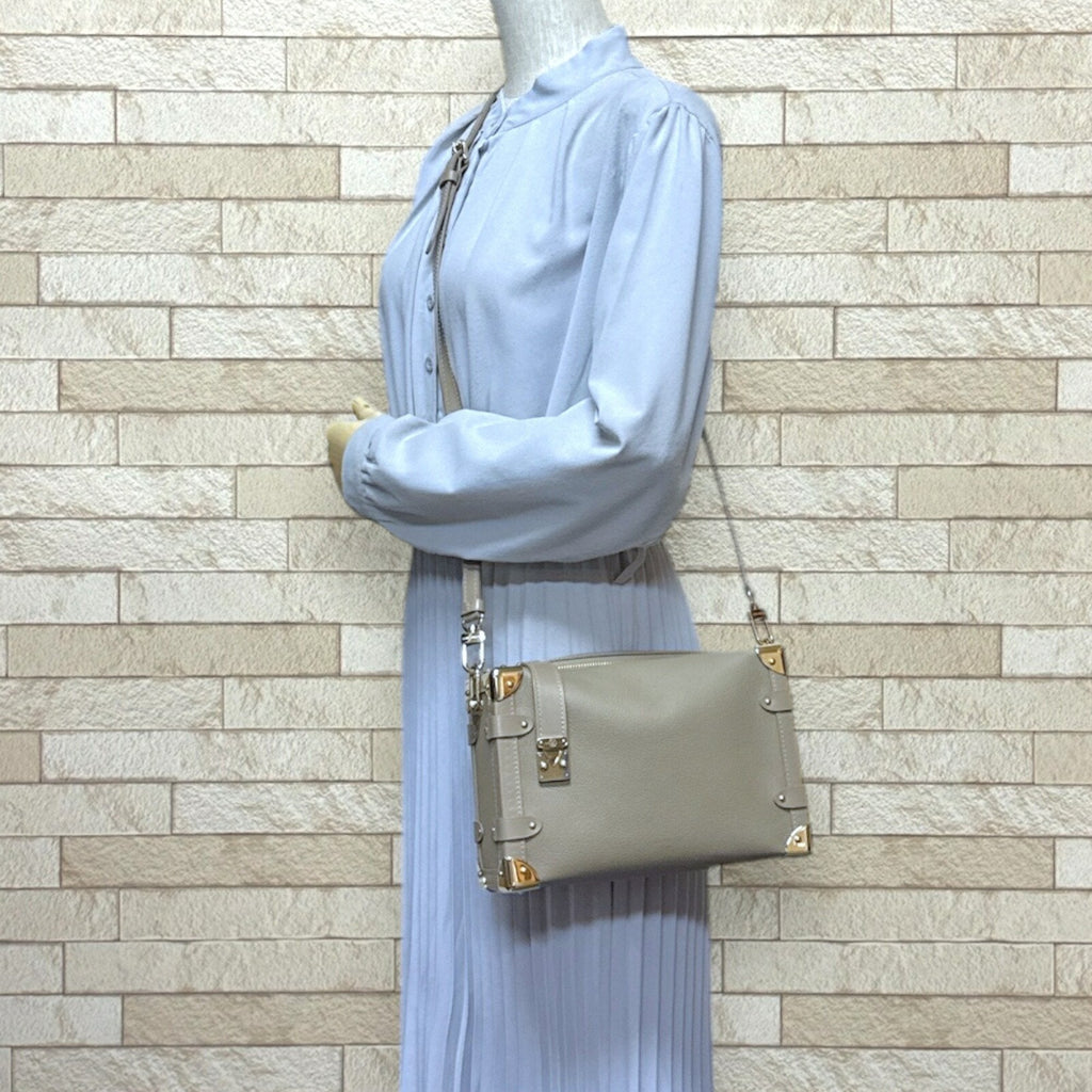 Louis Vuitton Beige Taupe Leather Shoulder Bag