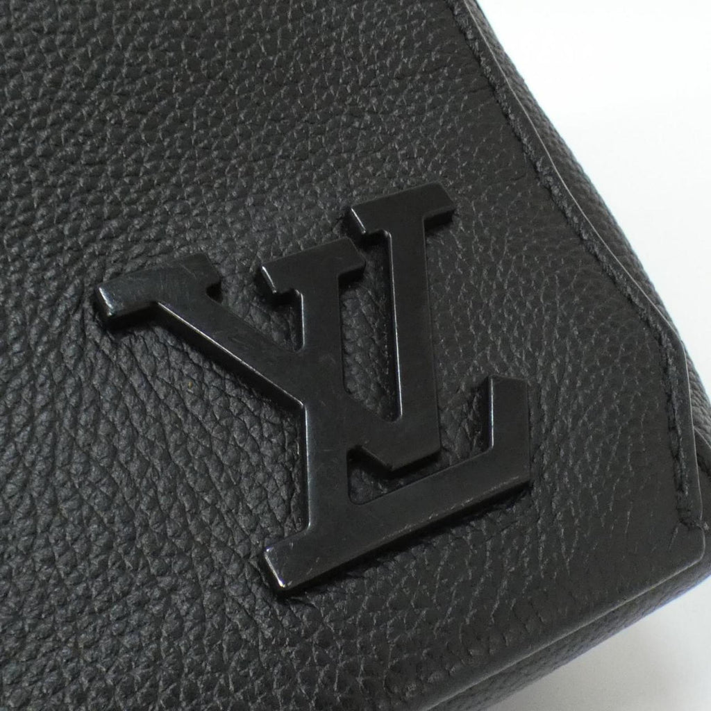 Louis Vuitton Black Leather Shoulder Bag