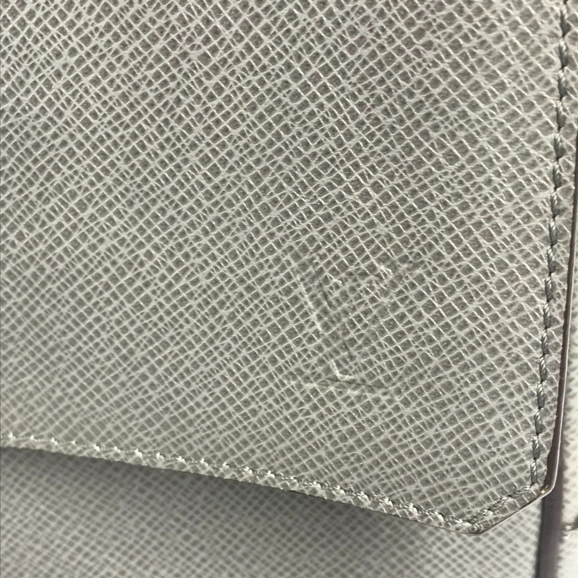 Louis Vuitton Glacier Gray Taiga Leather Briefcase Shoulder Bag