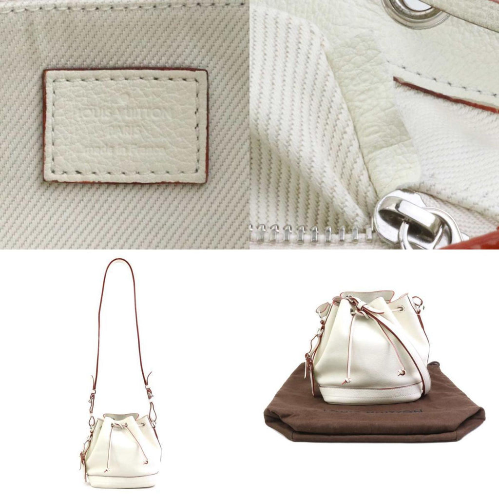 Louis Vuitton Off-White Leather Shoulder Bag