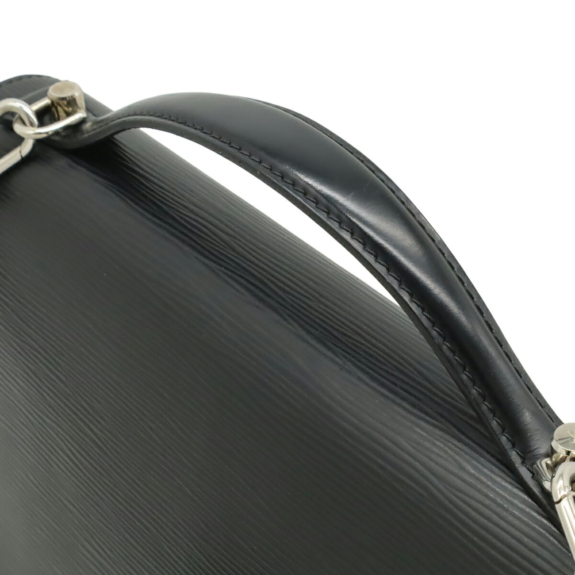 Louis Vuitton Black Noir Epi Leather Handbag Shoulder Bag