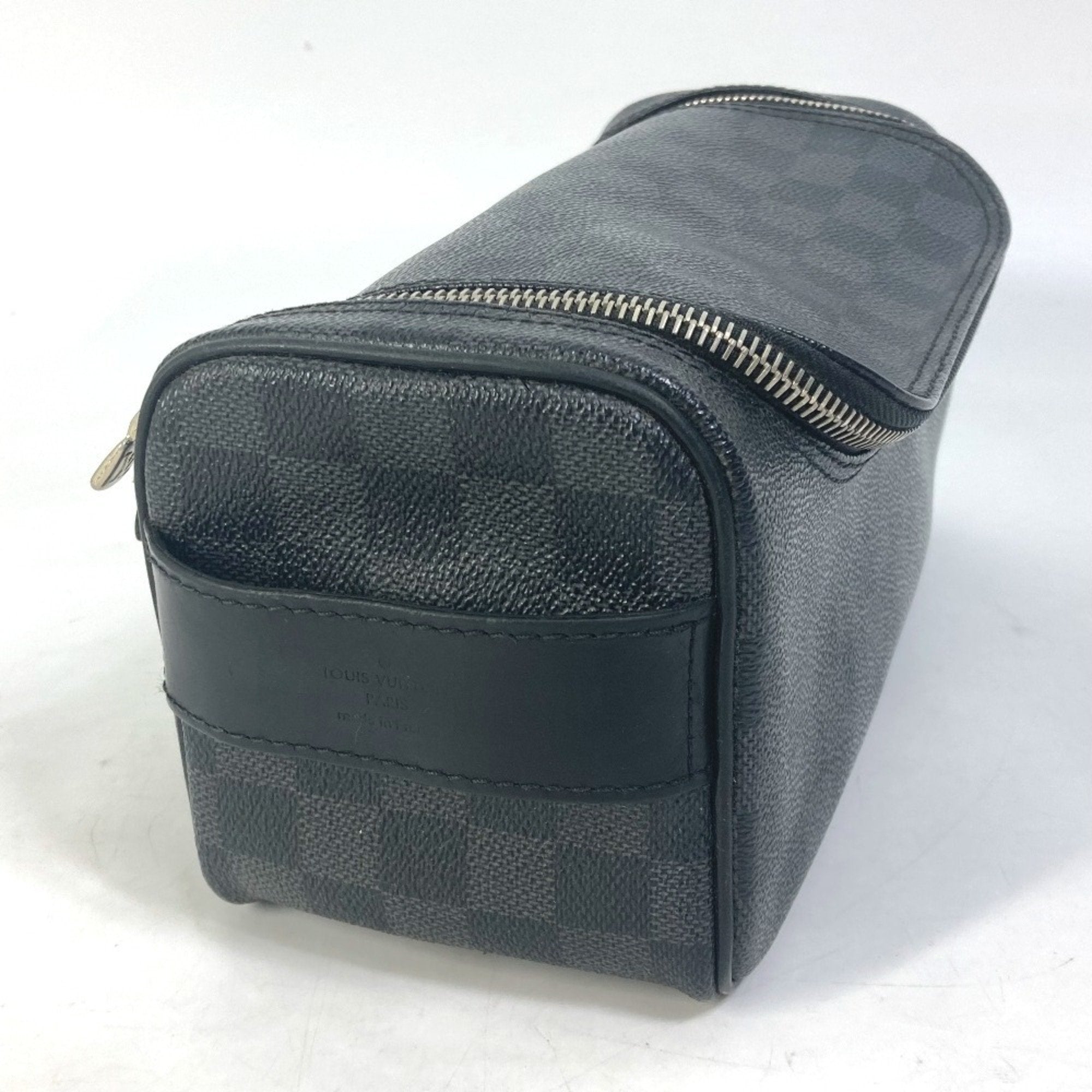 Louis Vuitton Damier Graphite Black Galle Damier Graphite Clutch Bag Pouch