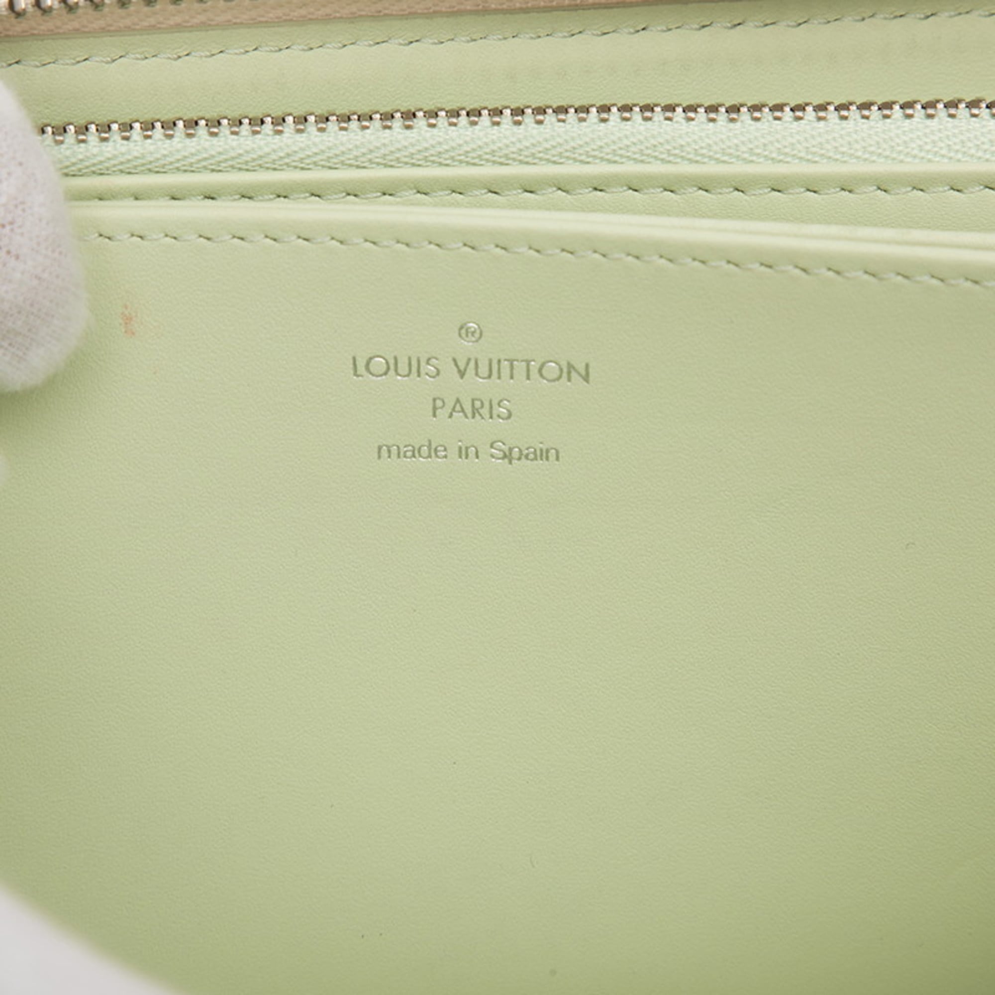 Louis Vuitton Mahina Beige Leather Long Wallet