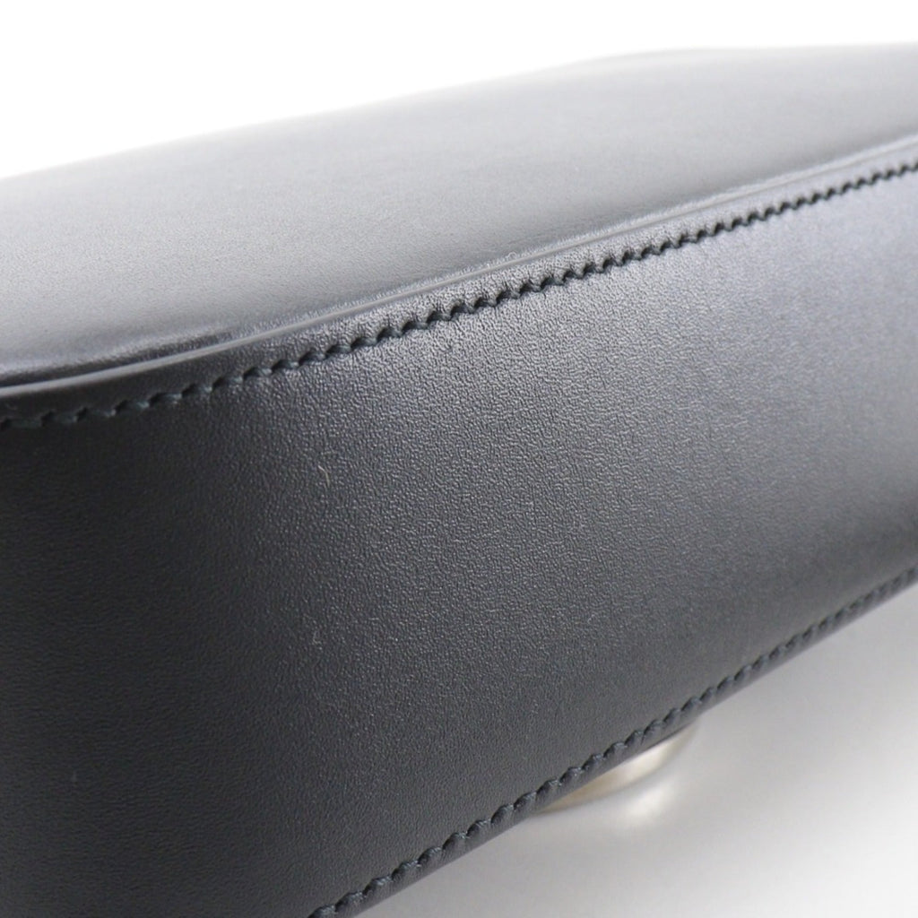 Gucci Black Leather Shoulder Bag (Pre-Owned)