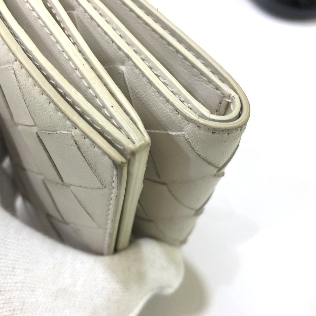 Bottega Veneta White Leather Wallet (Tri-Fold)