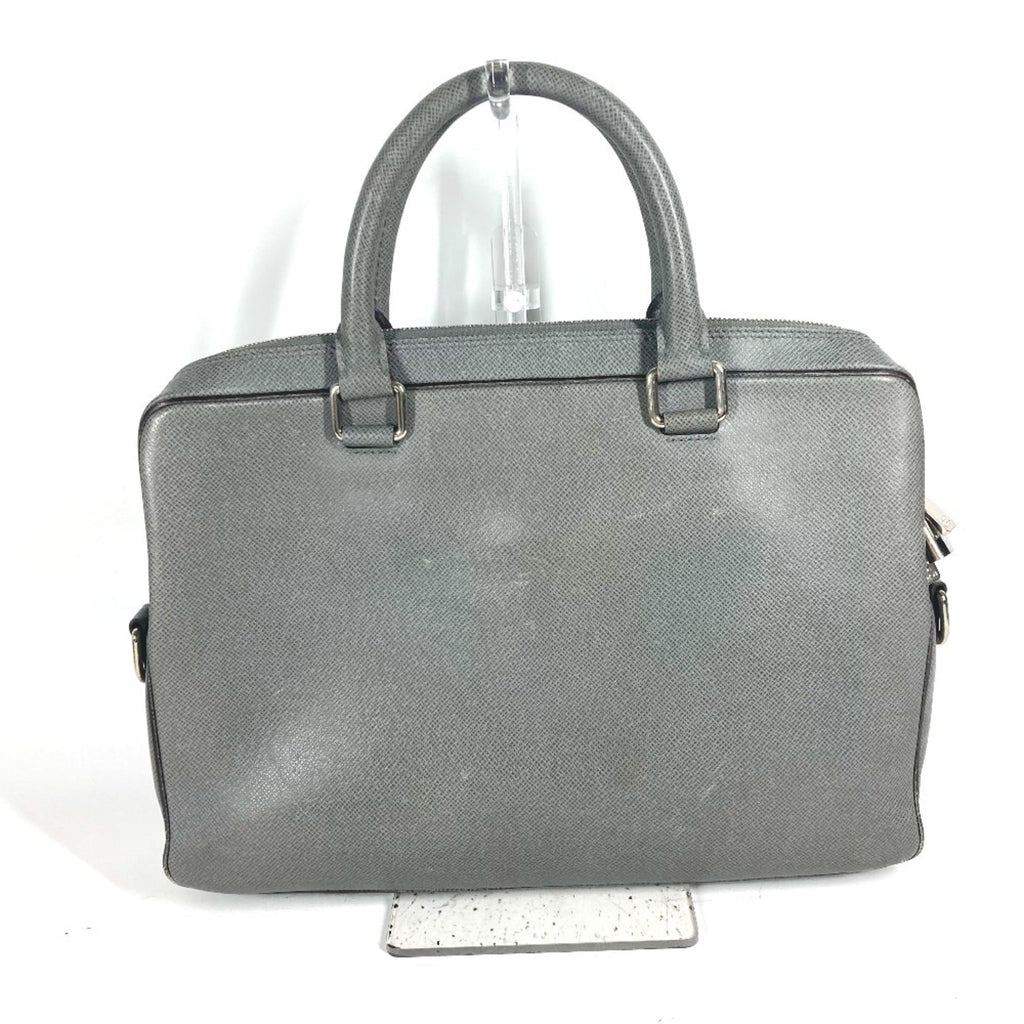 Louis Vuitton Glacier Gray Taiga Leather Leather Briefcase