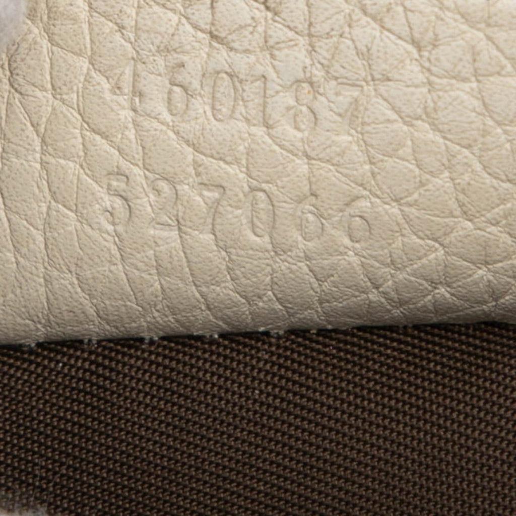 Gucci Ivory Leather Clutch Bag (Pre-Owned)