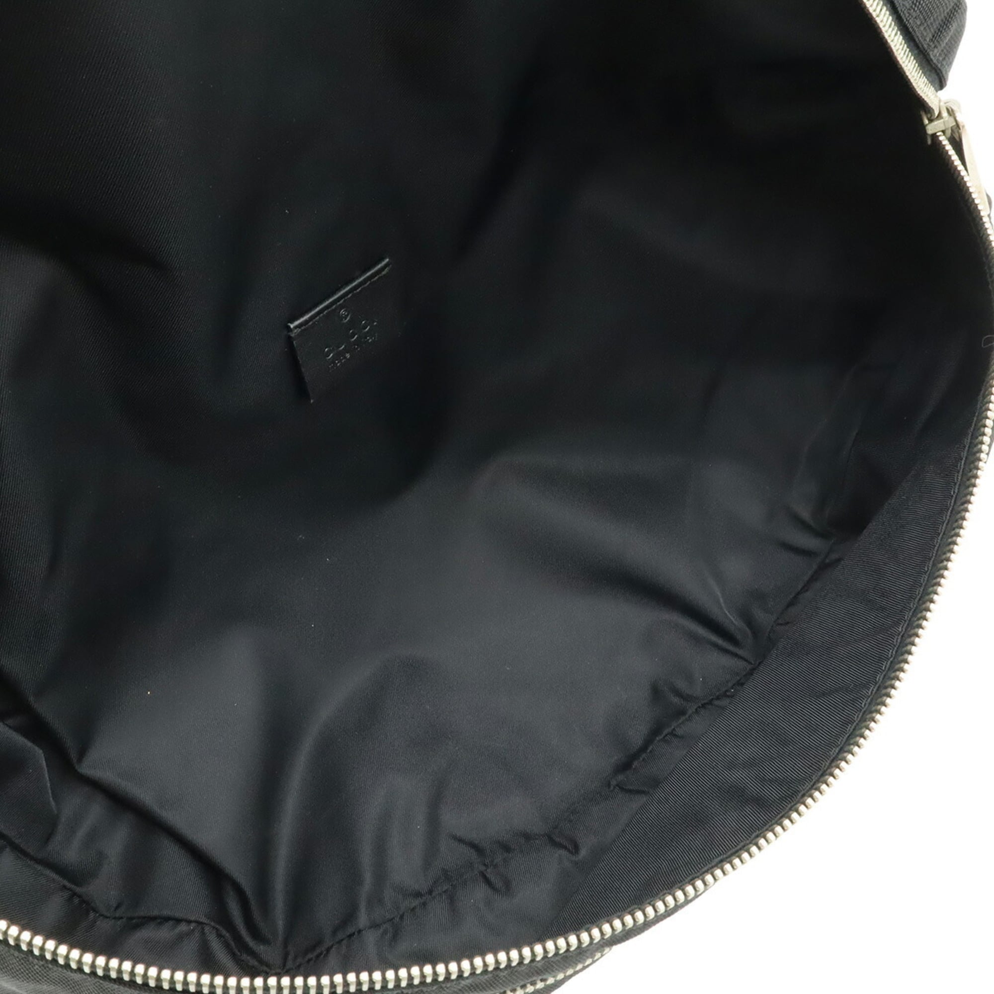 Gucci Black Nylon Canvas Sling Bag (Pre-Owned)