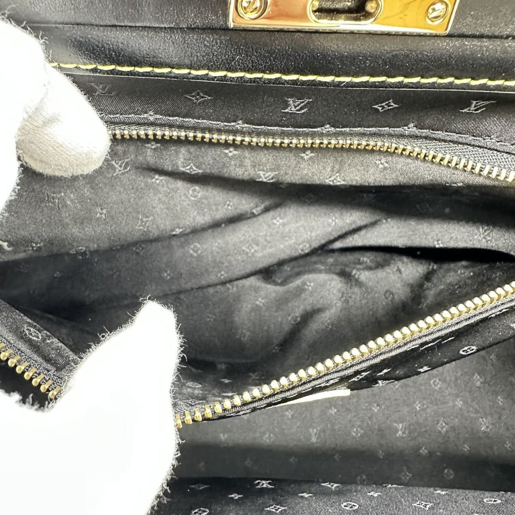 Louis Vuitton Black Suhali Leather Handbag