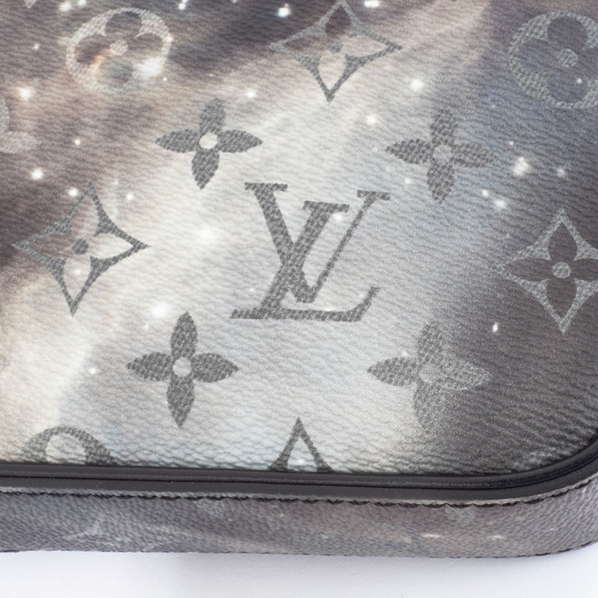 Louis Vuitton Canvas Shoulder Bag