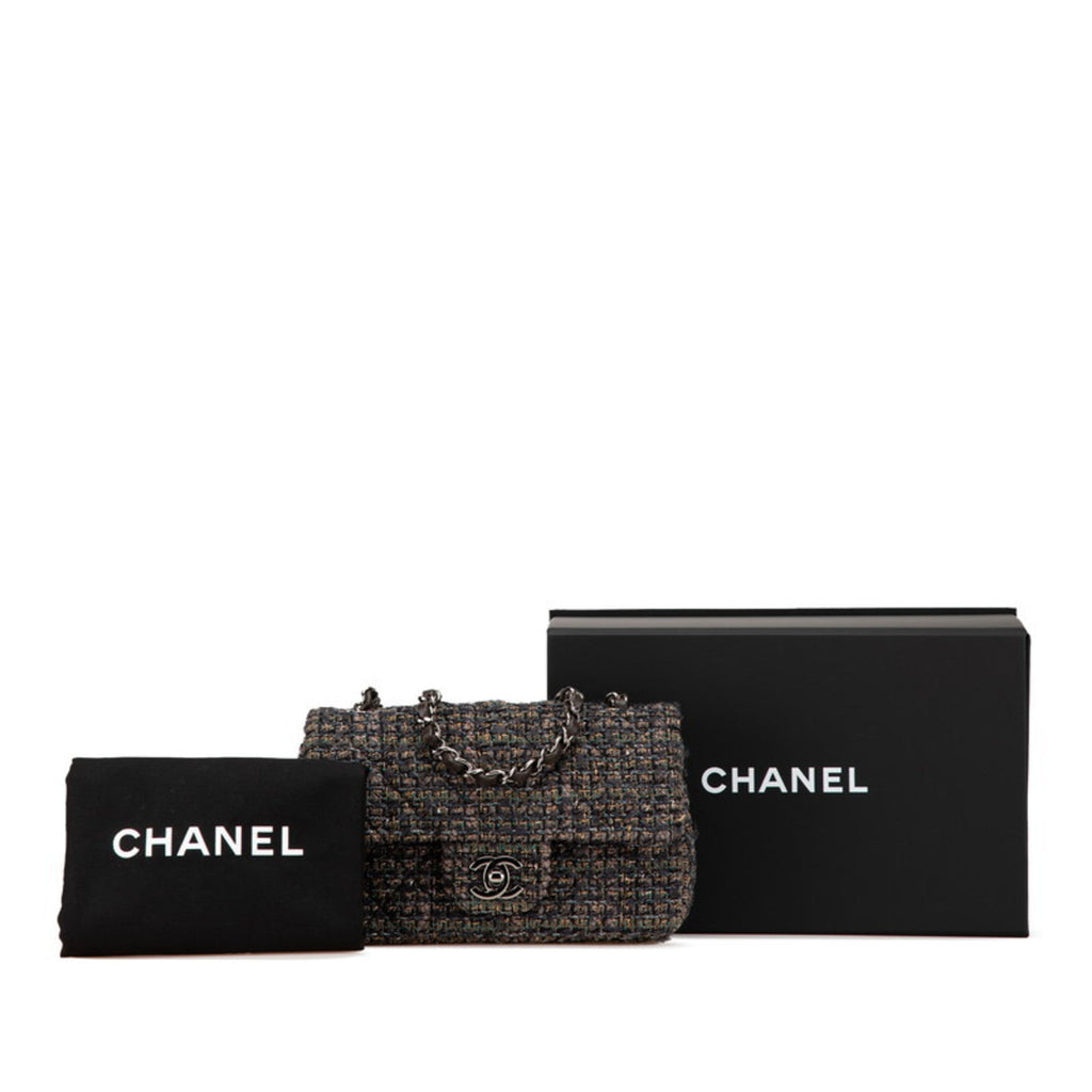 Chanel Gray Tweed Leather Shoulder Bag