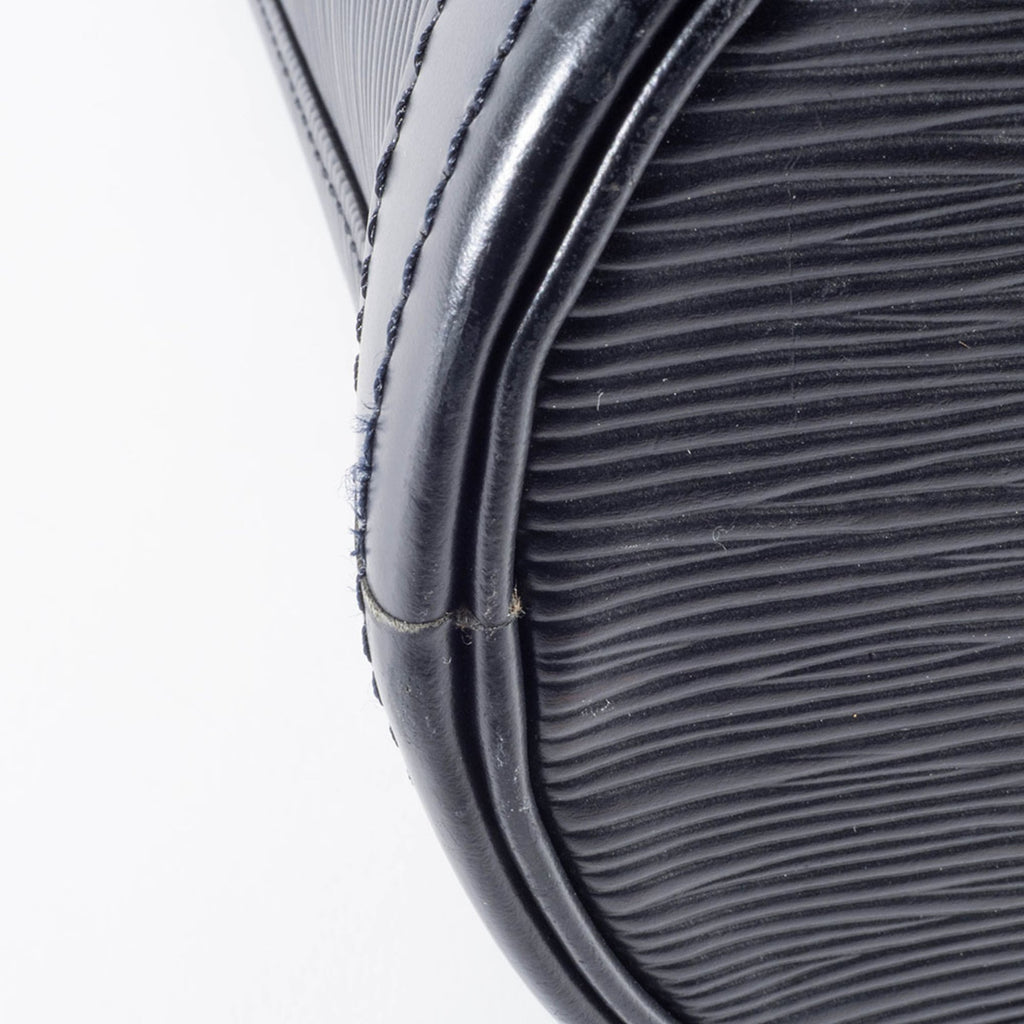 Louis Vuitton Noir Epi Leather Shoulder Bag