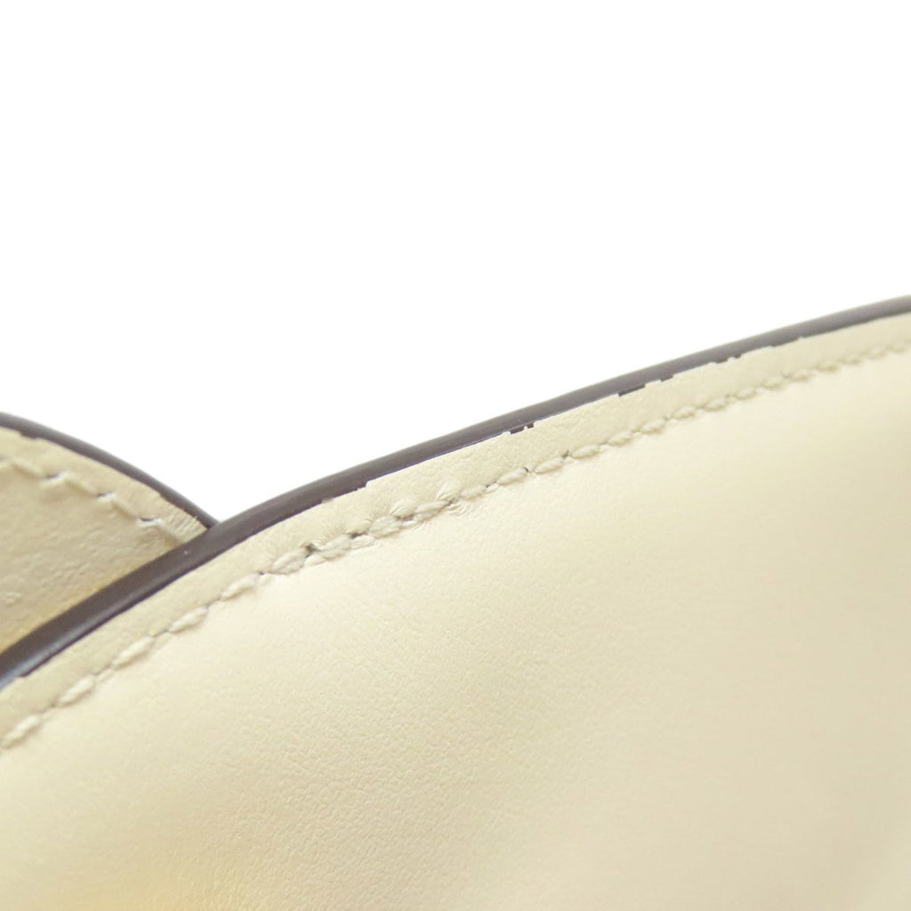 Louis Vuitton Cream Leather Shoulder Bag