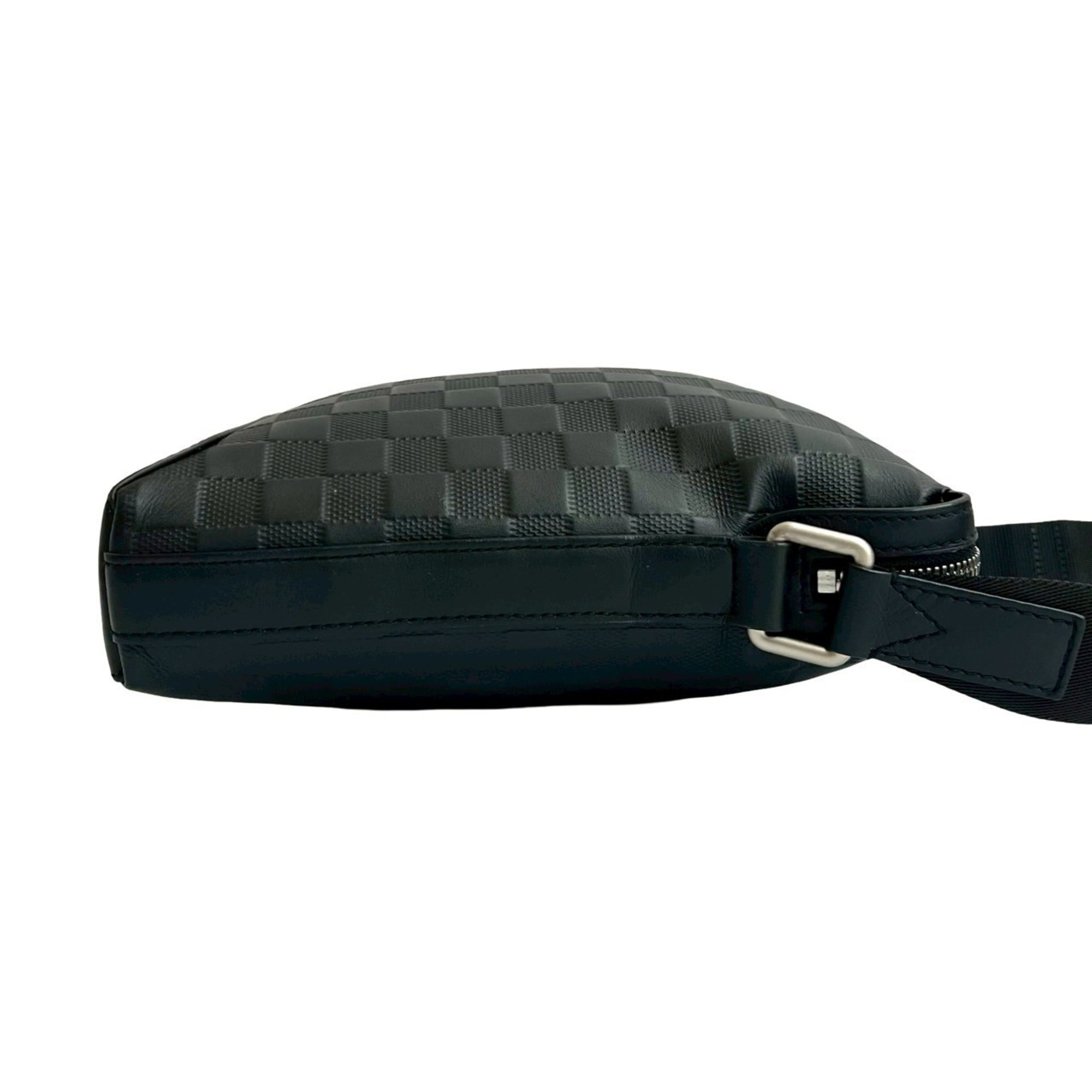 Louis Vuitton Black Leather Shoulder Bag