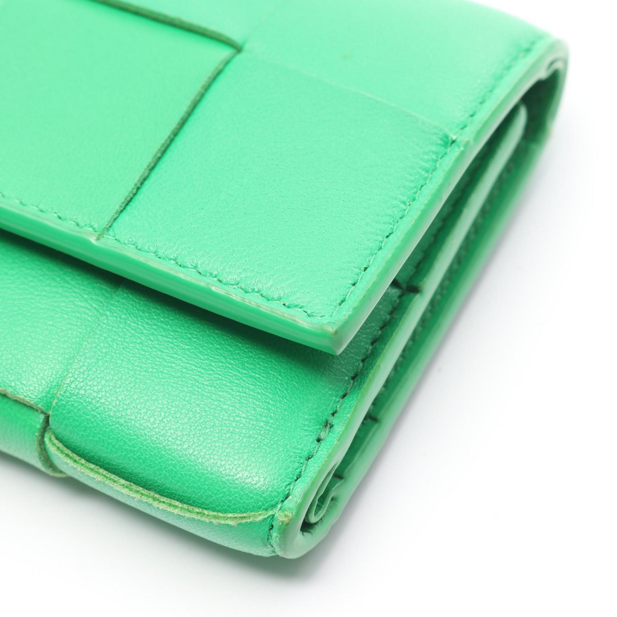 Bottega Veneta Green Leather Wallet (Tri-Fold)