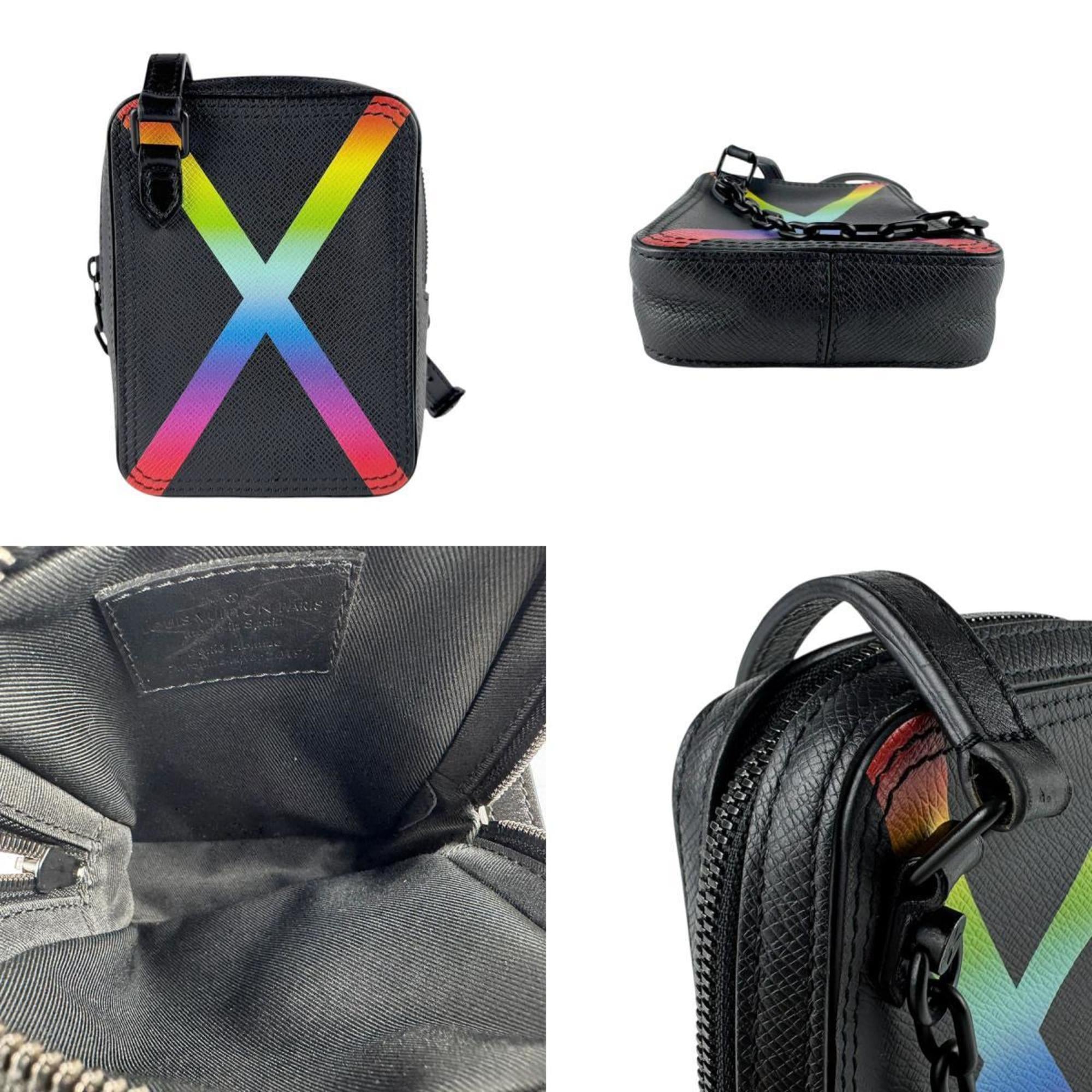 Louis Vuitton Multi-Color Noir Taiga Leather Shoulder Bag