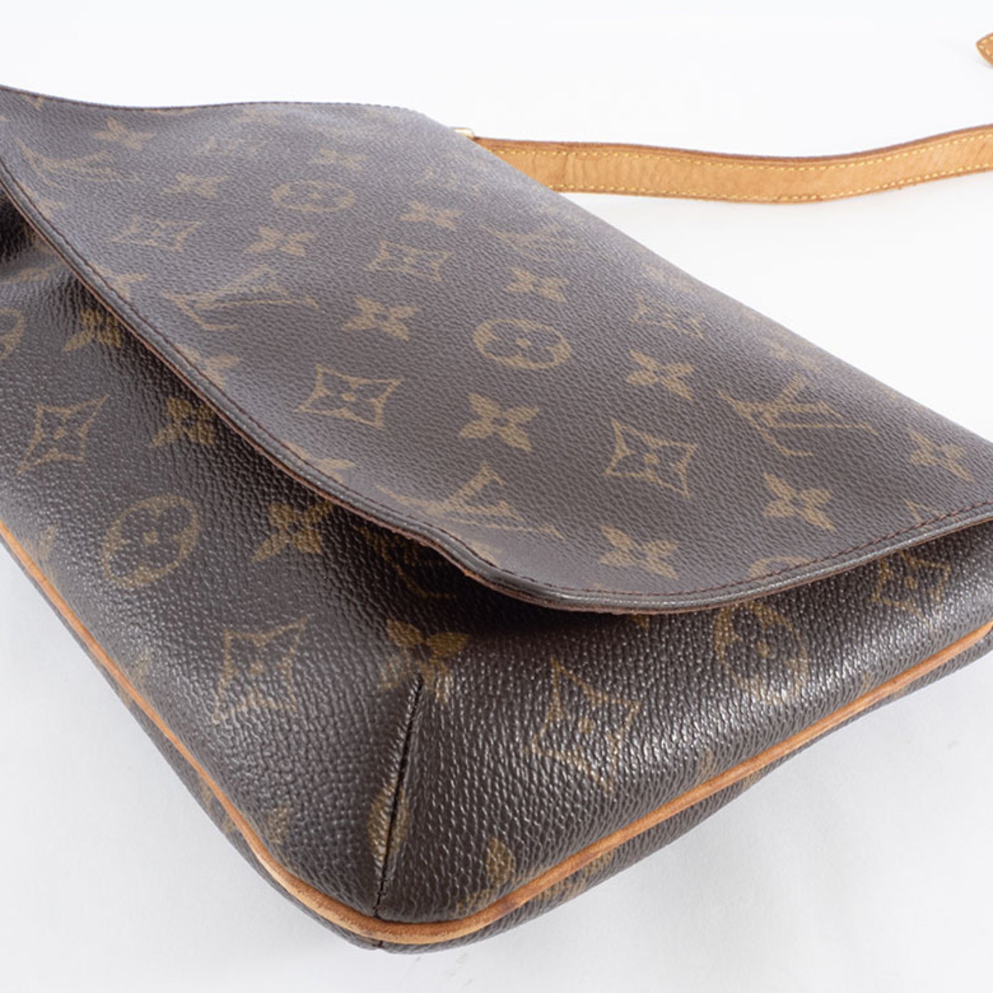 Louis Vuitton Brown Monogram Monogram Canvas Shoulder Bag