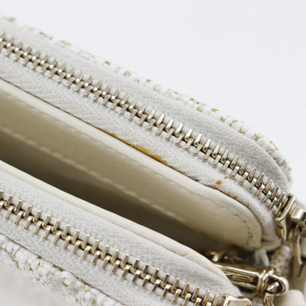 Chanel White Tweed Shoulder Bag