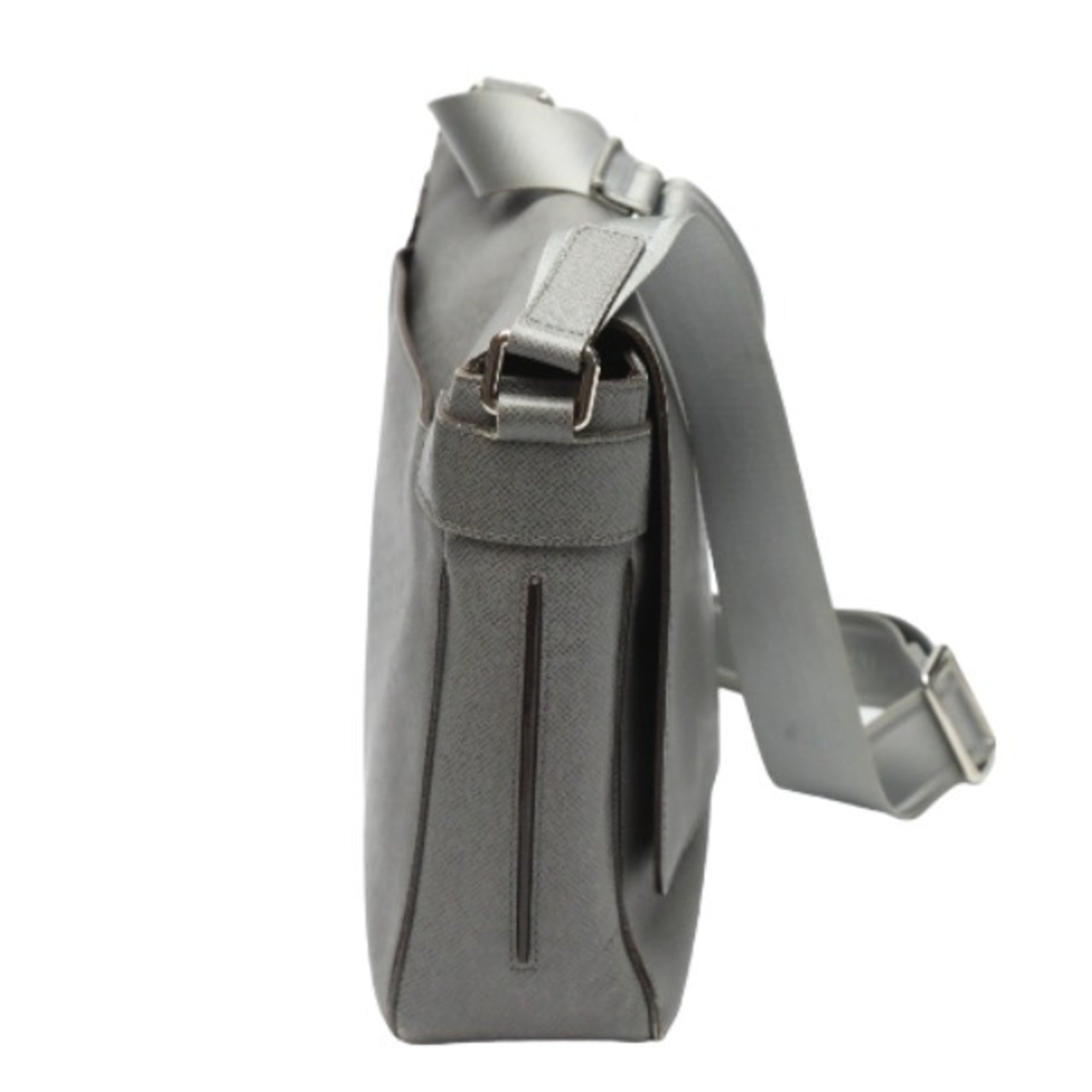 Louis Vuitton Gray Taiga Leather Shoulder Bag