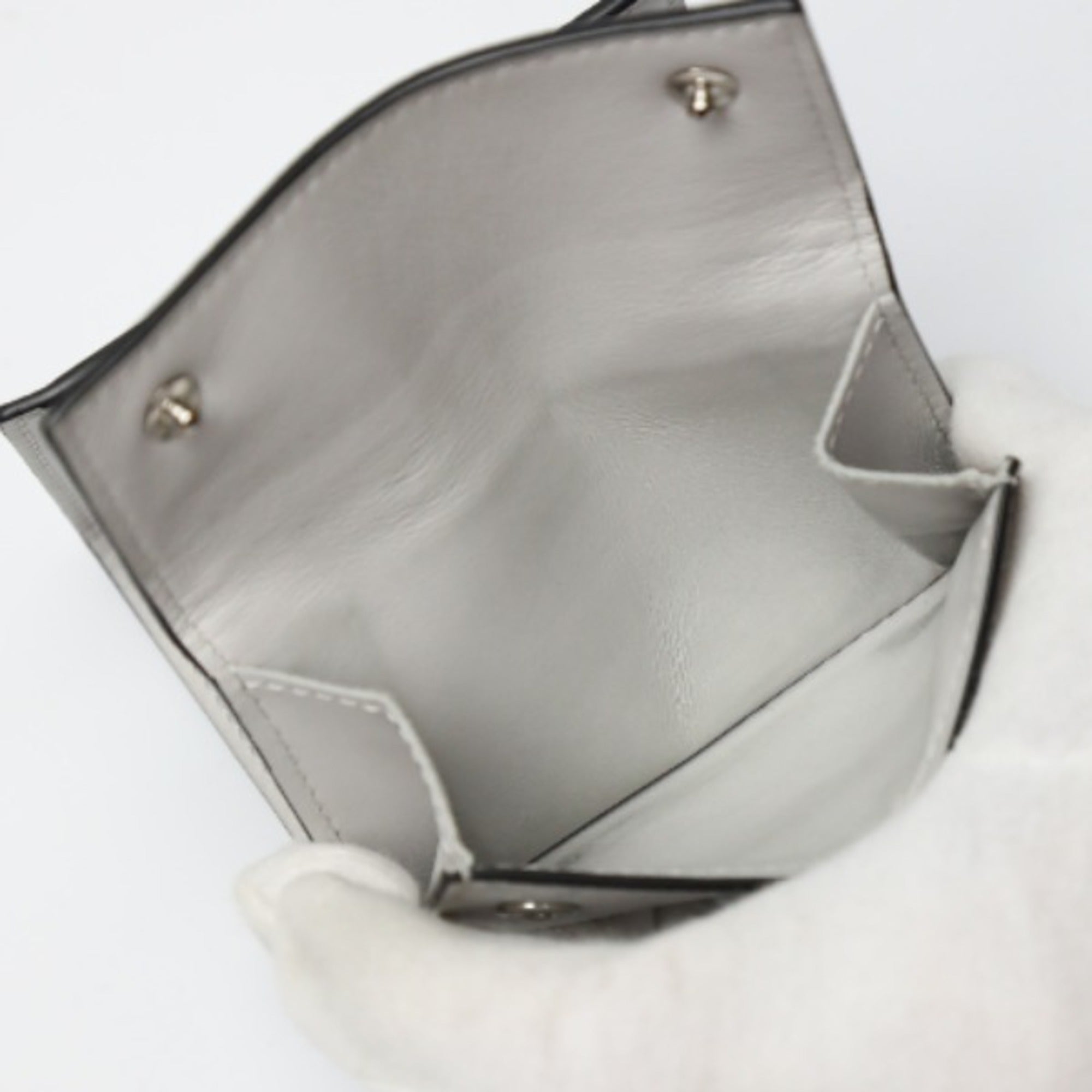 Louis Vuitton Blanc Wallet (Tri-Fold)