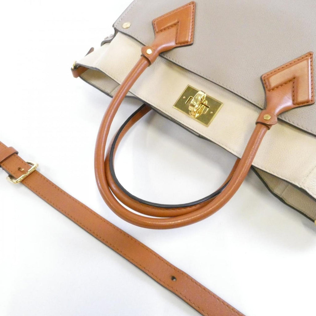 Louis Vuitton Galle Leather Handbag