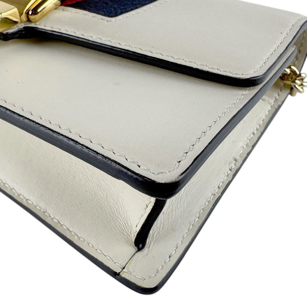 Gucci Gold Ivory Leather Metal Shoulder Bag (Pre-Owned)