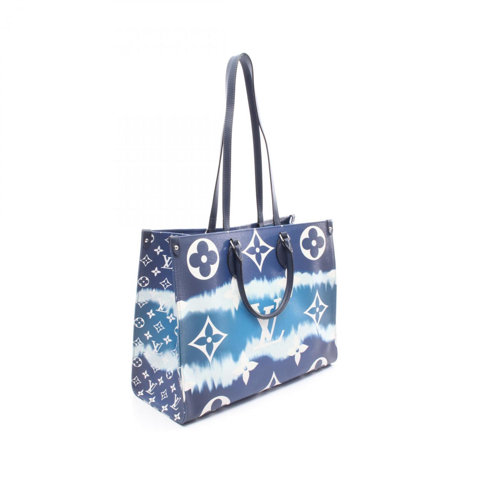 Louis Vuitton Multi-Color Navy White Coated Canvas Pvc Leather Shoulder Bag