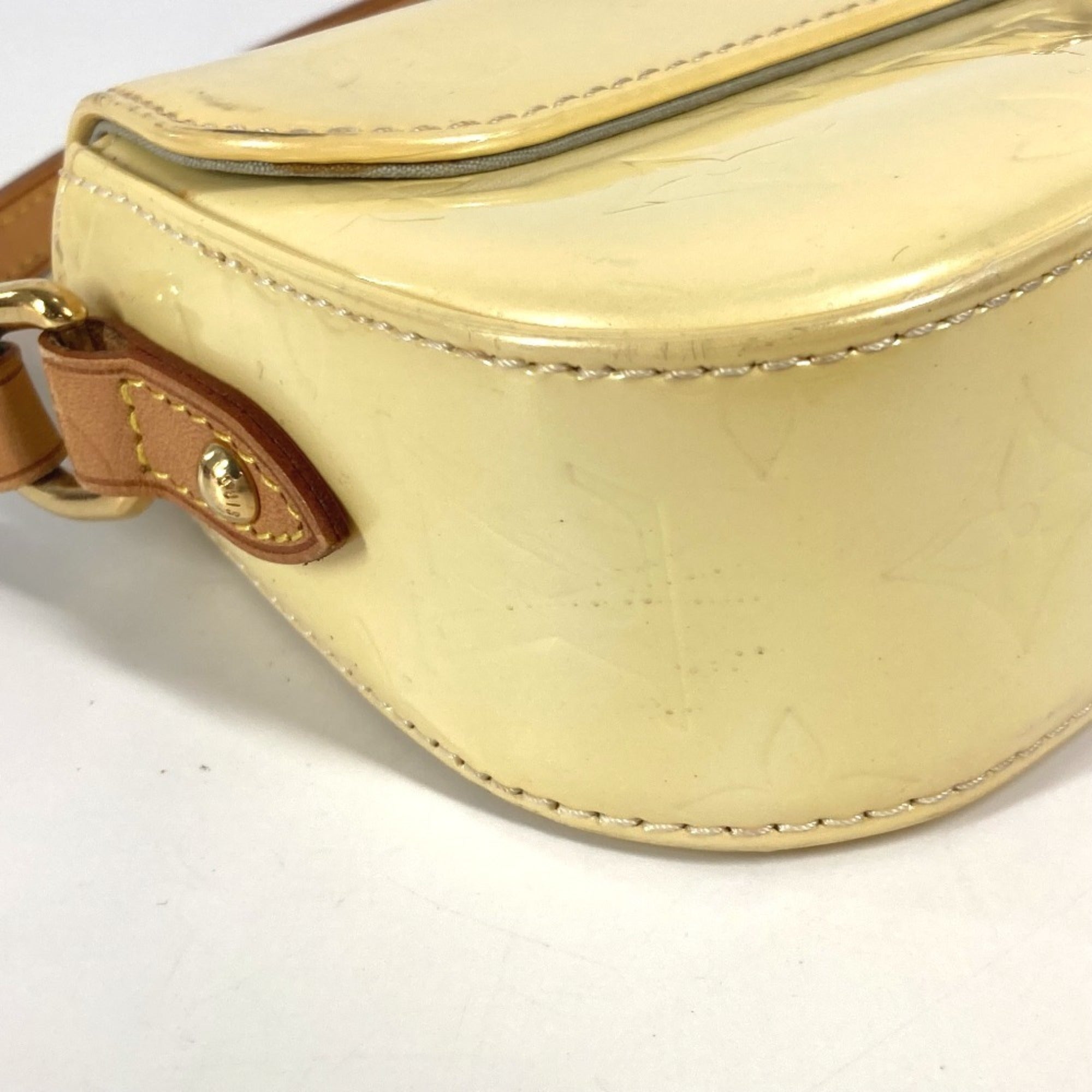 Louis Vuitton Monogram Vernis Pearl White Monogram Vernis Shoulder Bag