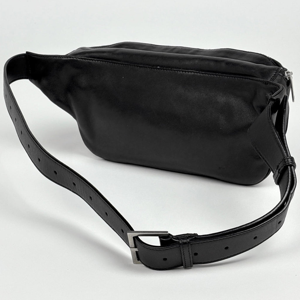 Saint Laurent Black Leather Sling Bag (Pre-Owned)