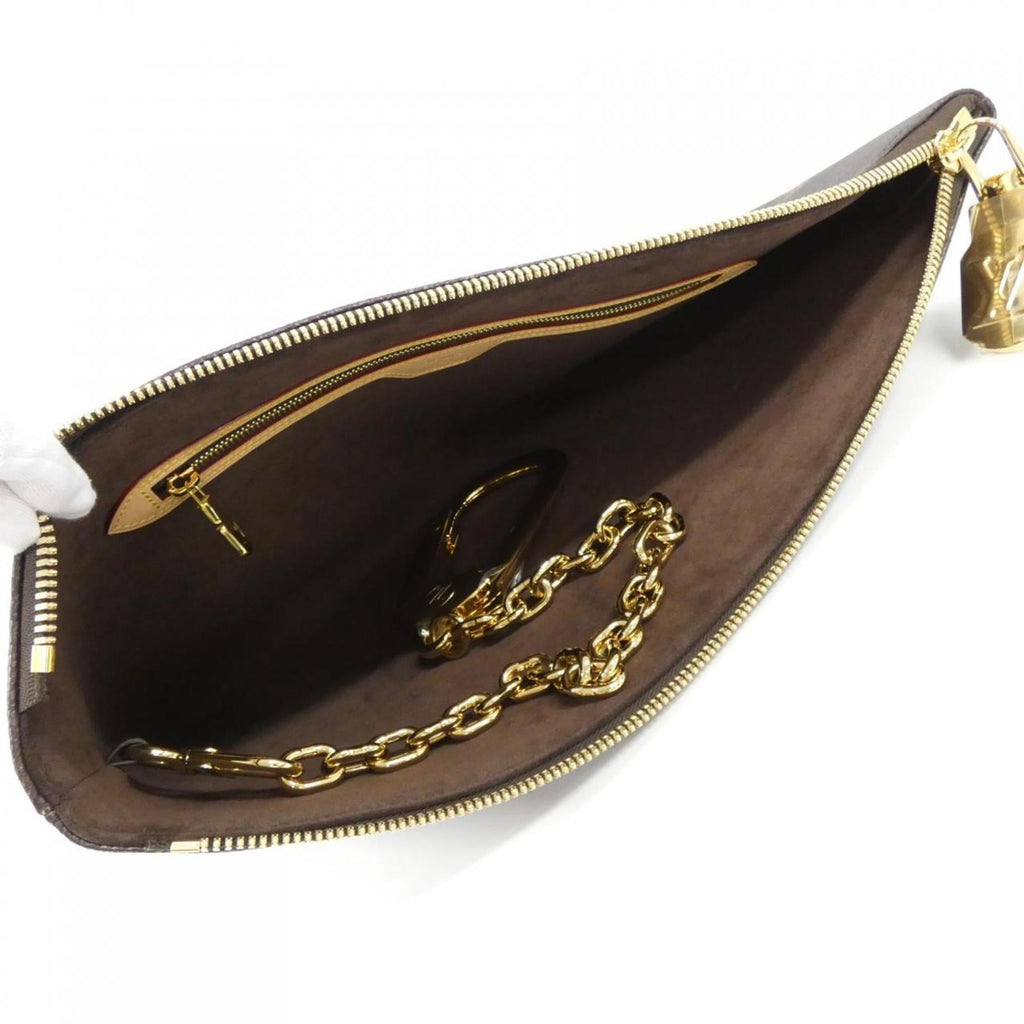 Louis Vuitton Marron Monogram Monogram Handbag Pochette