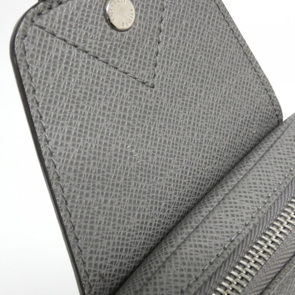 Louis Vuitton Taiga Gris Leather Handbag