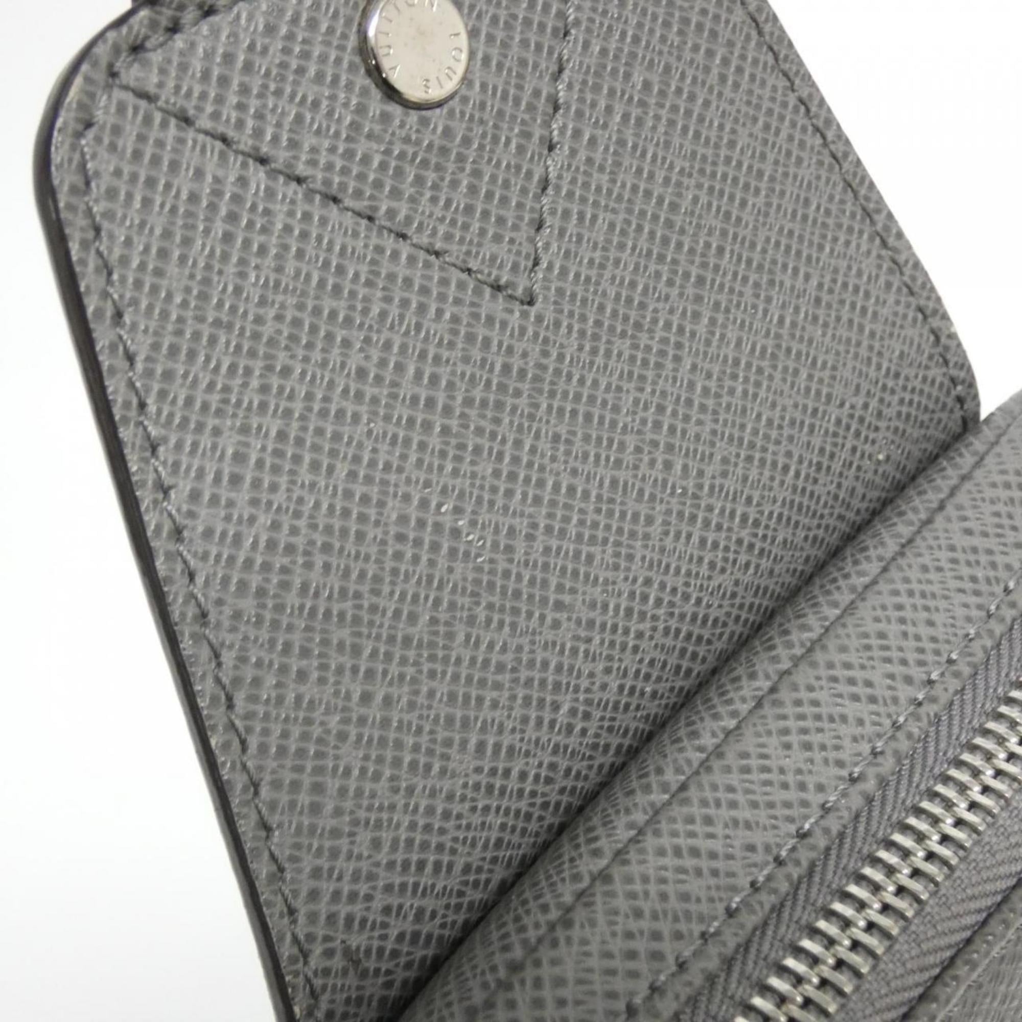 Louis Vuitton Taiga Gris Leather Handbag