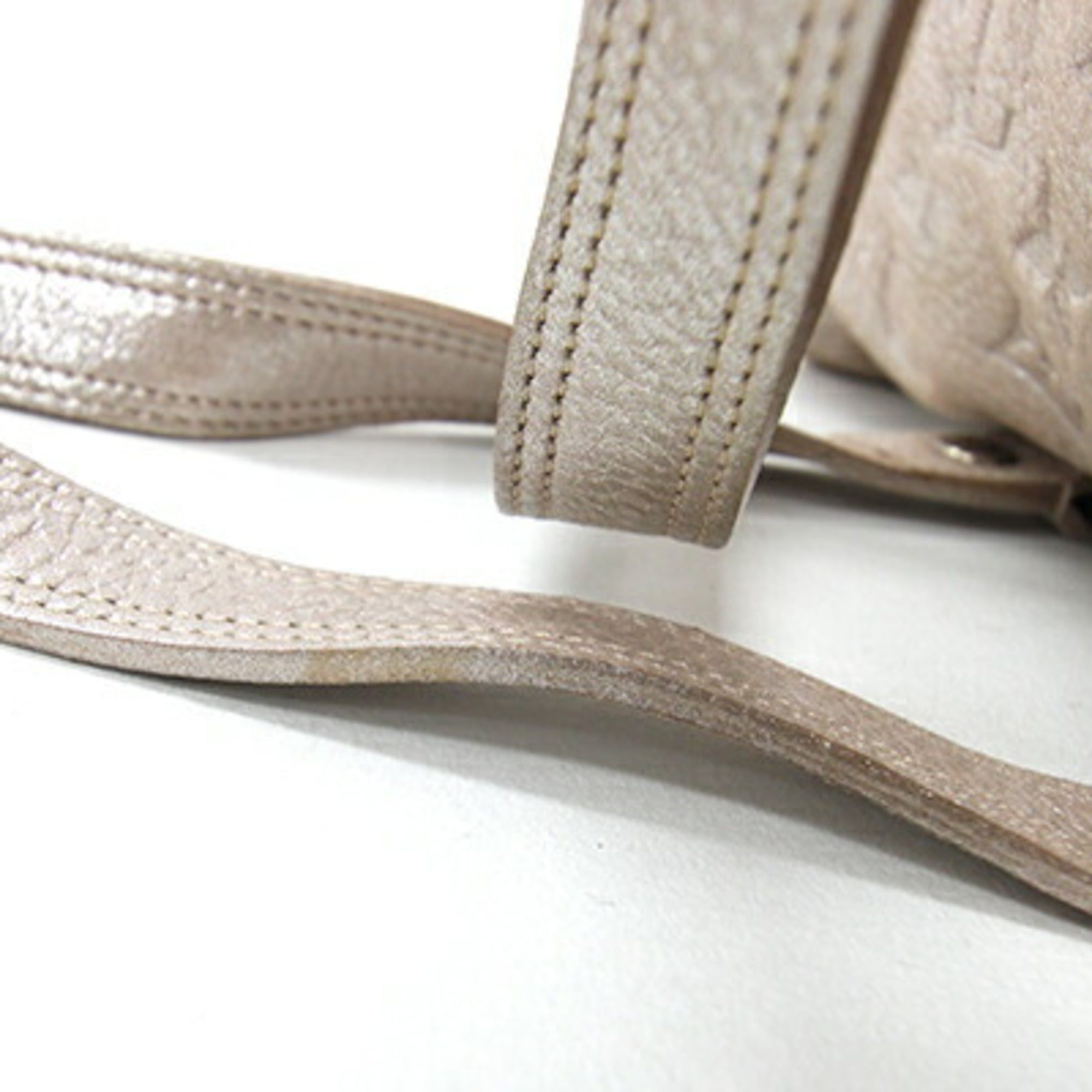 Louis Vuitton Peche Leather Handbag