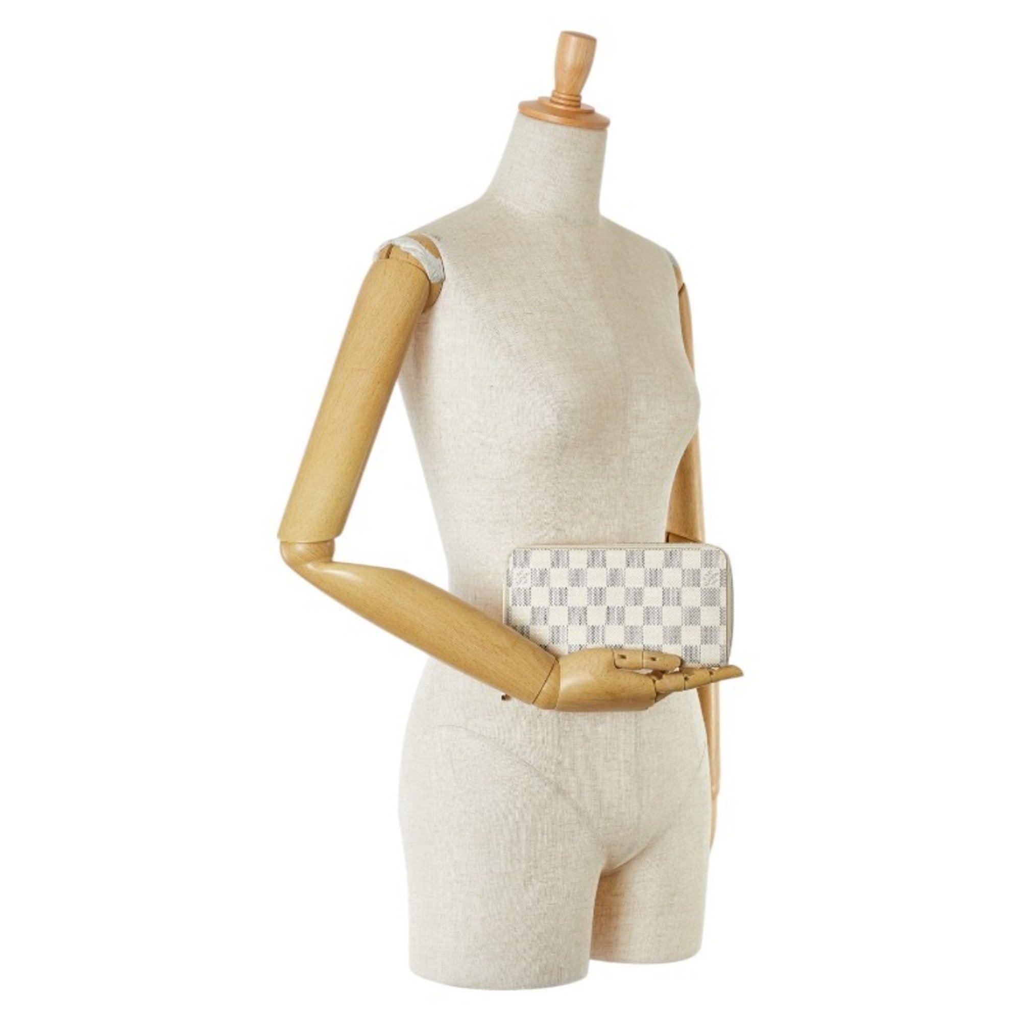 Louis Vuitton White Damier Azur Long Wallet
