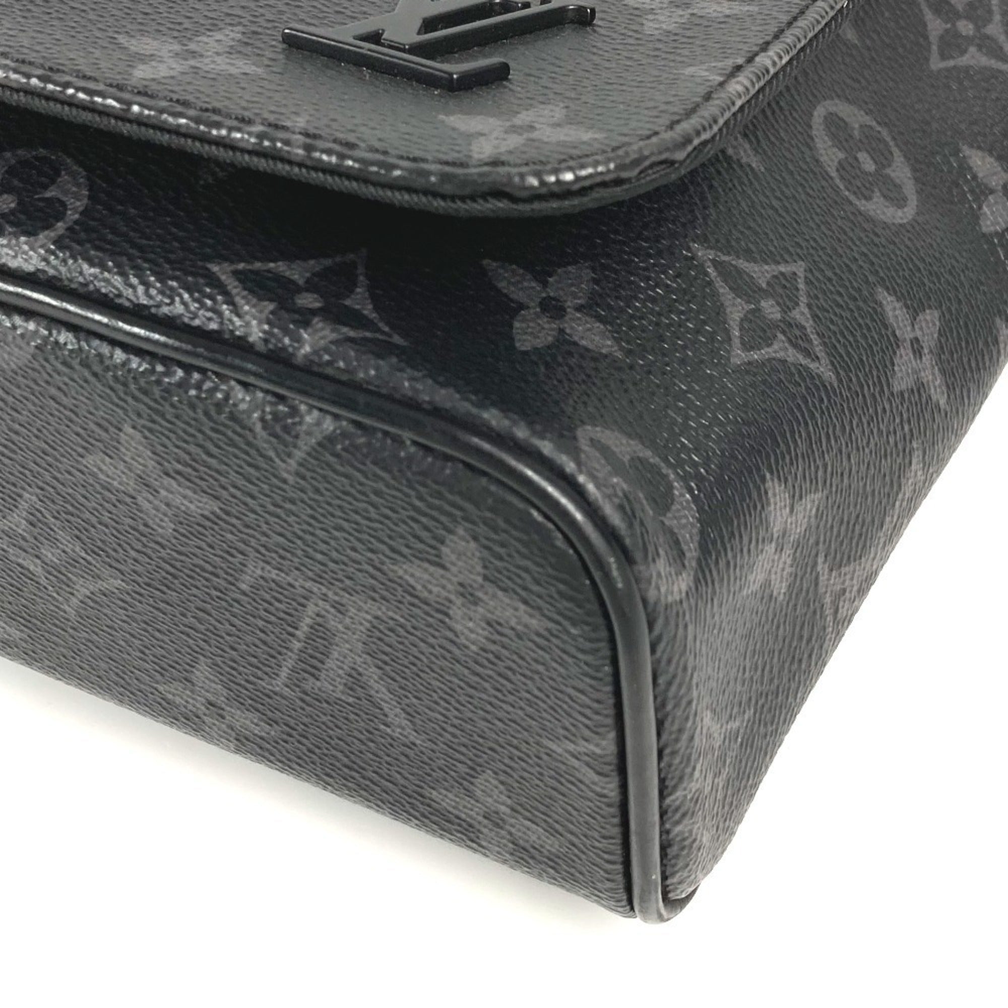 Louis Vuitton Black Monogram Eclipse Monogram Eclipse Shoulder Bag