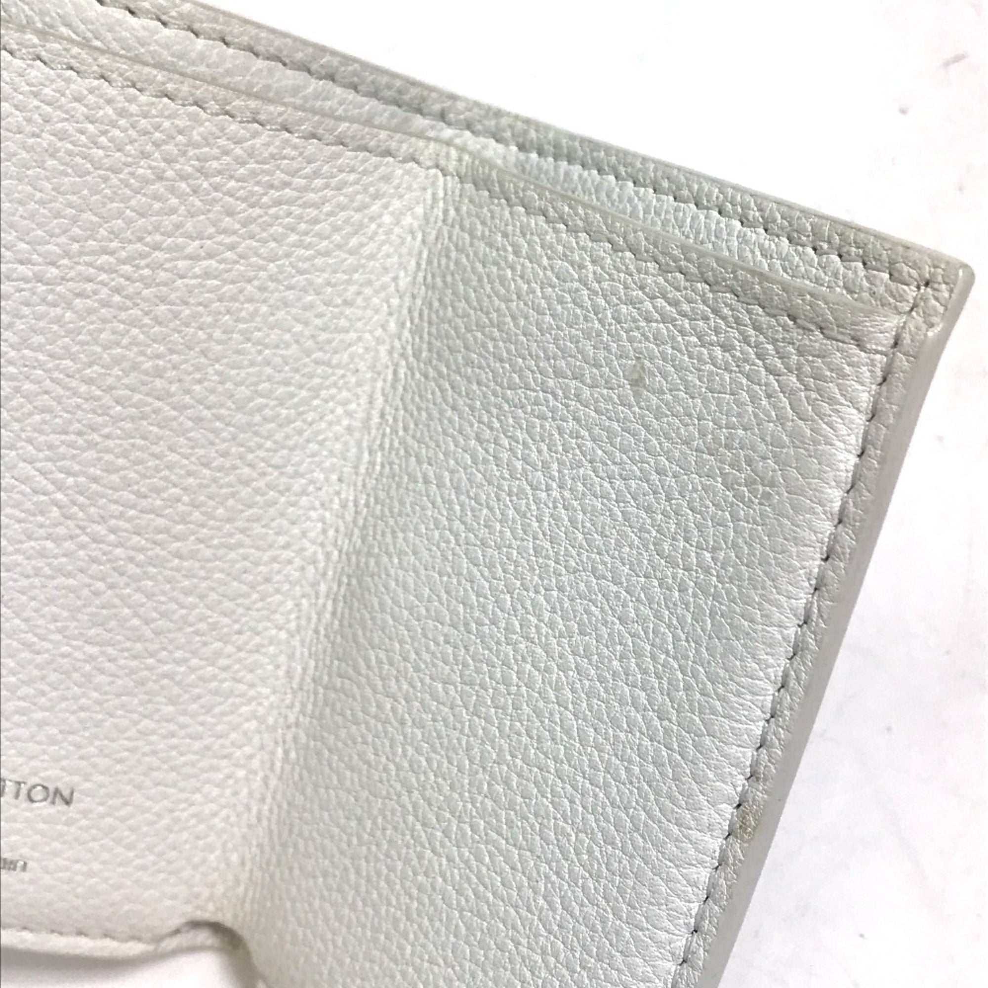 Louis Vuitton White Leather Wallet (Tri-Fold)