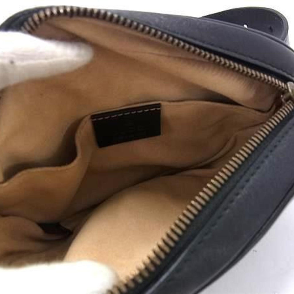 Gucci Black Leather Fanny Pack Shoulder Bag (Pre-Owned)