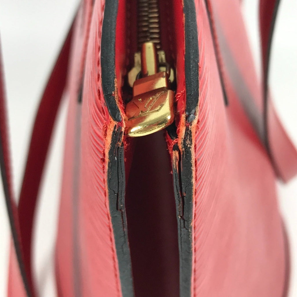 Louis Vuitton Castilian Red Red Color Epi Leather Shoulder Bag