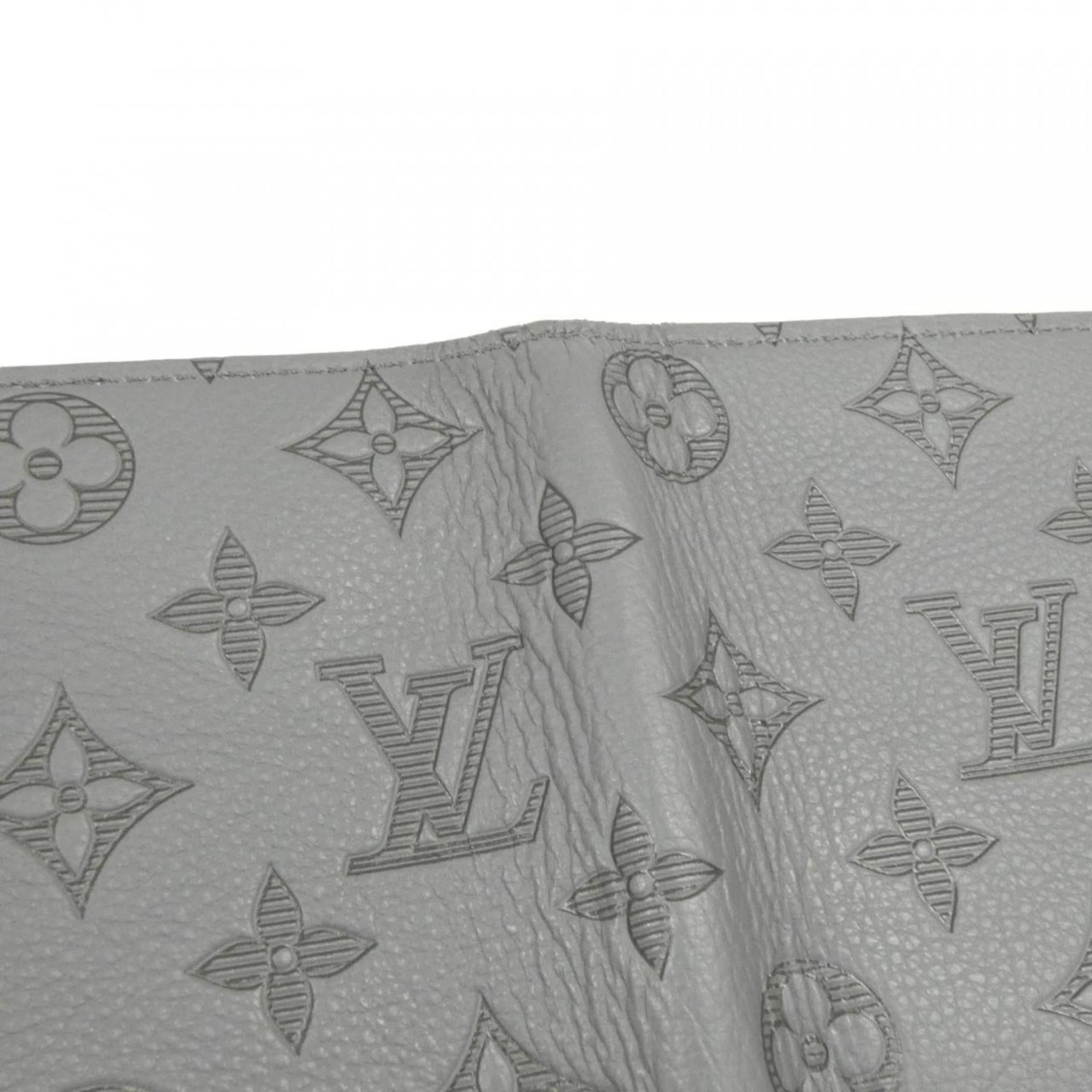 Louis Vuitton Gris Leather Long Wallet