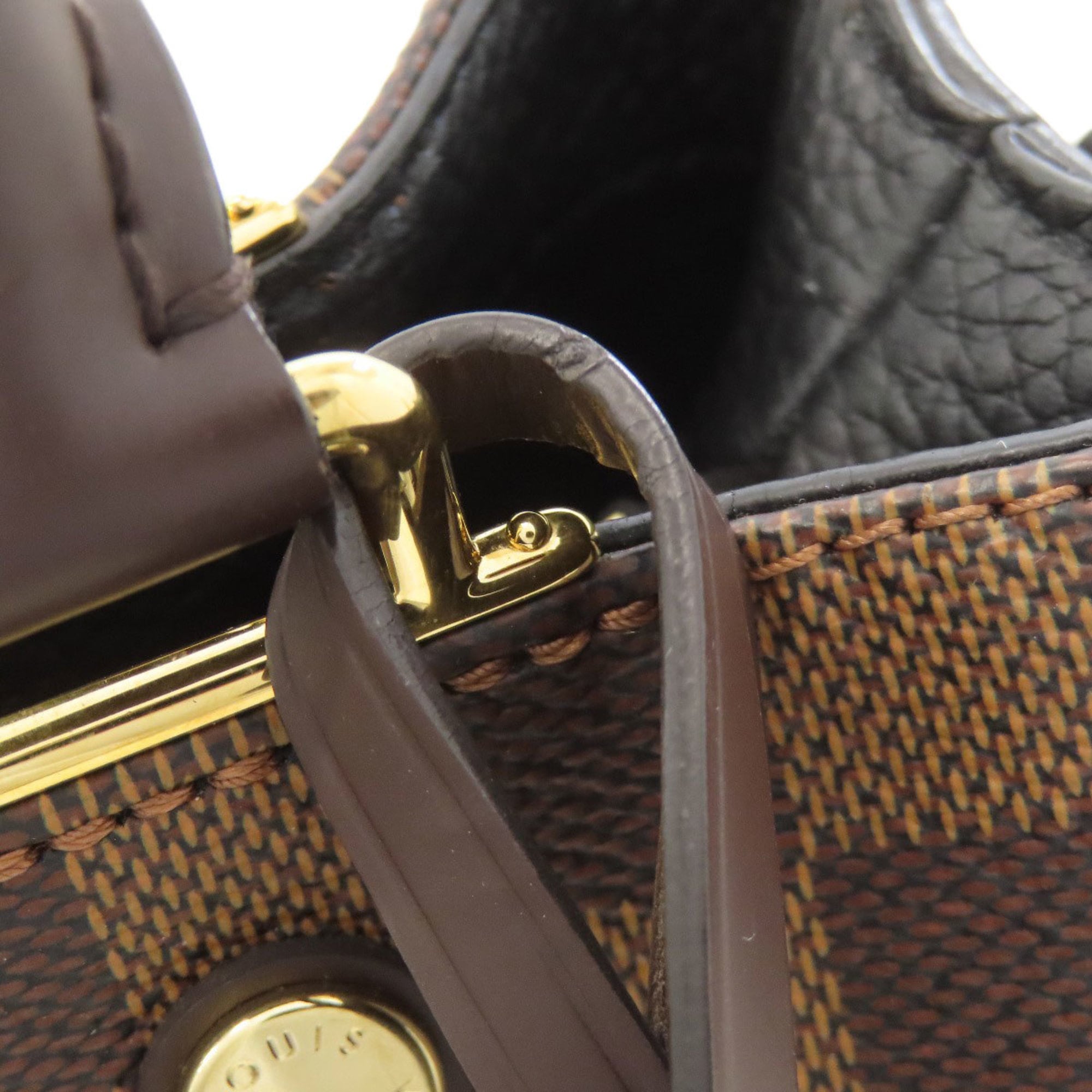 Louis Vuitton Damier Canvas Ebene Damier Canvas Handbag