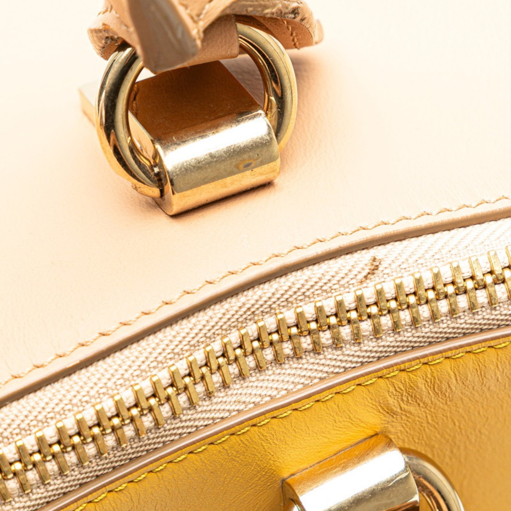 Chloé Beige Yellow Leather Handbag Shoulder Bag (Pre-Owned)