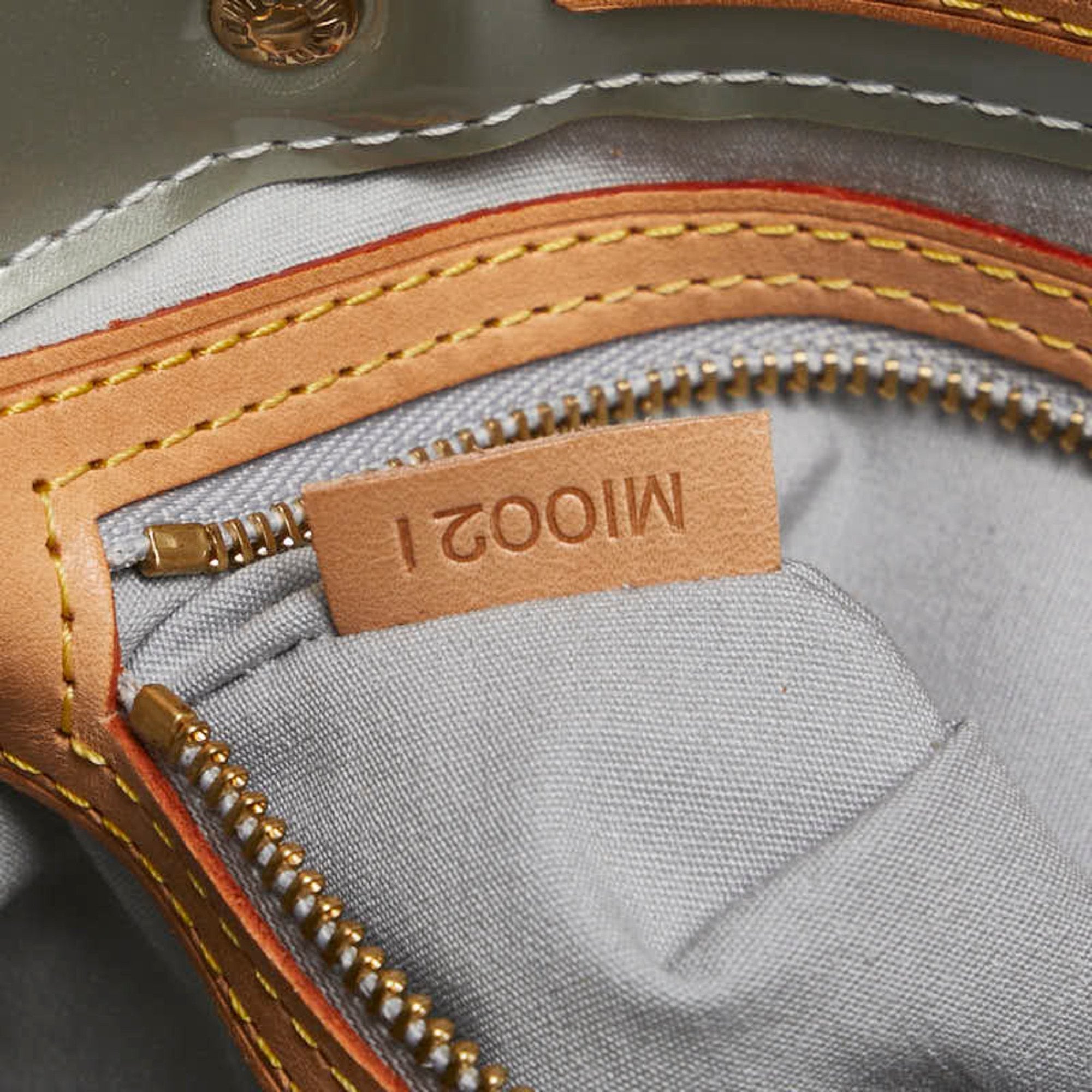 Louis Vuitton Monogram Vernis Gris Patent Leather Handbag