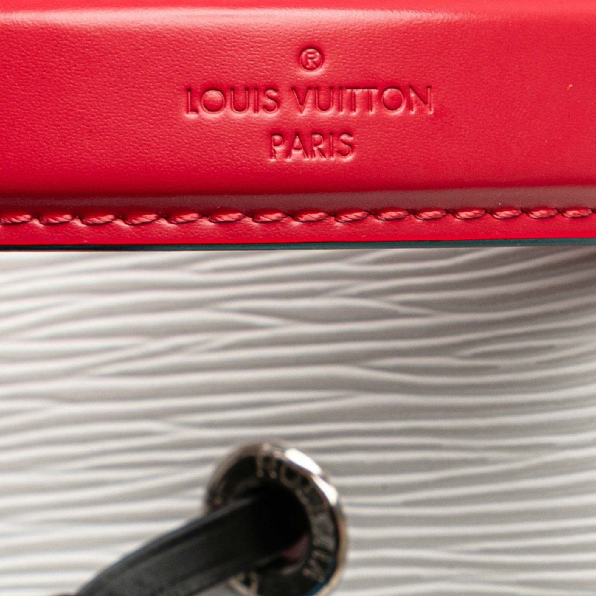 Louis Vuitton Epi Noir Handbag Shoulder Bag