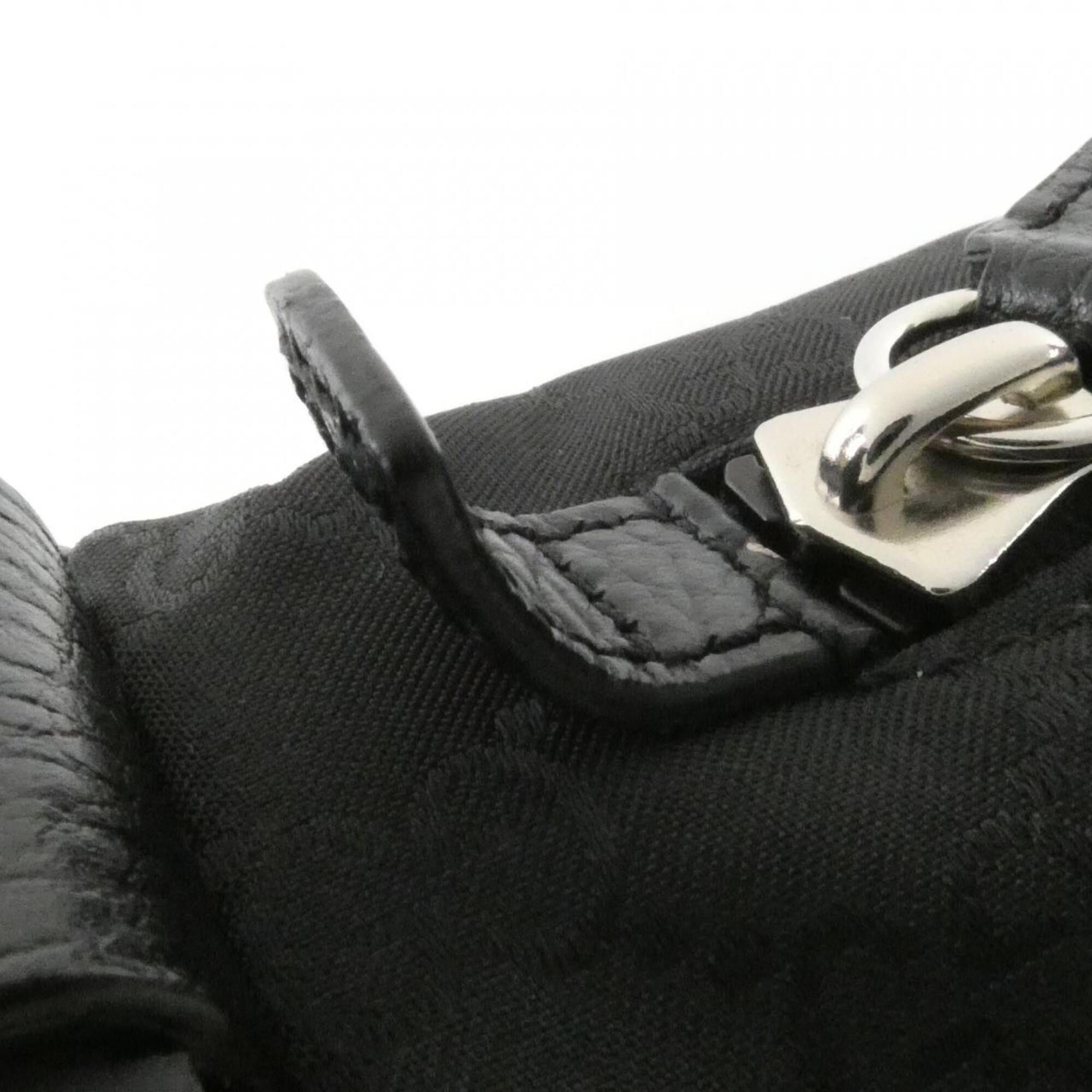 Gucci Black Nylon Shoulder Bag (Pre-Owned)