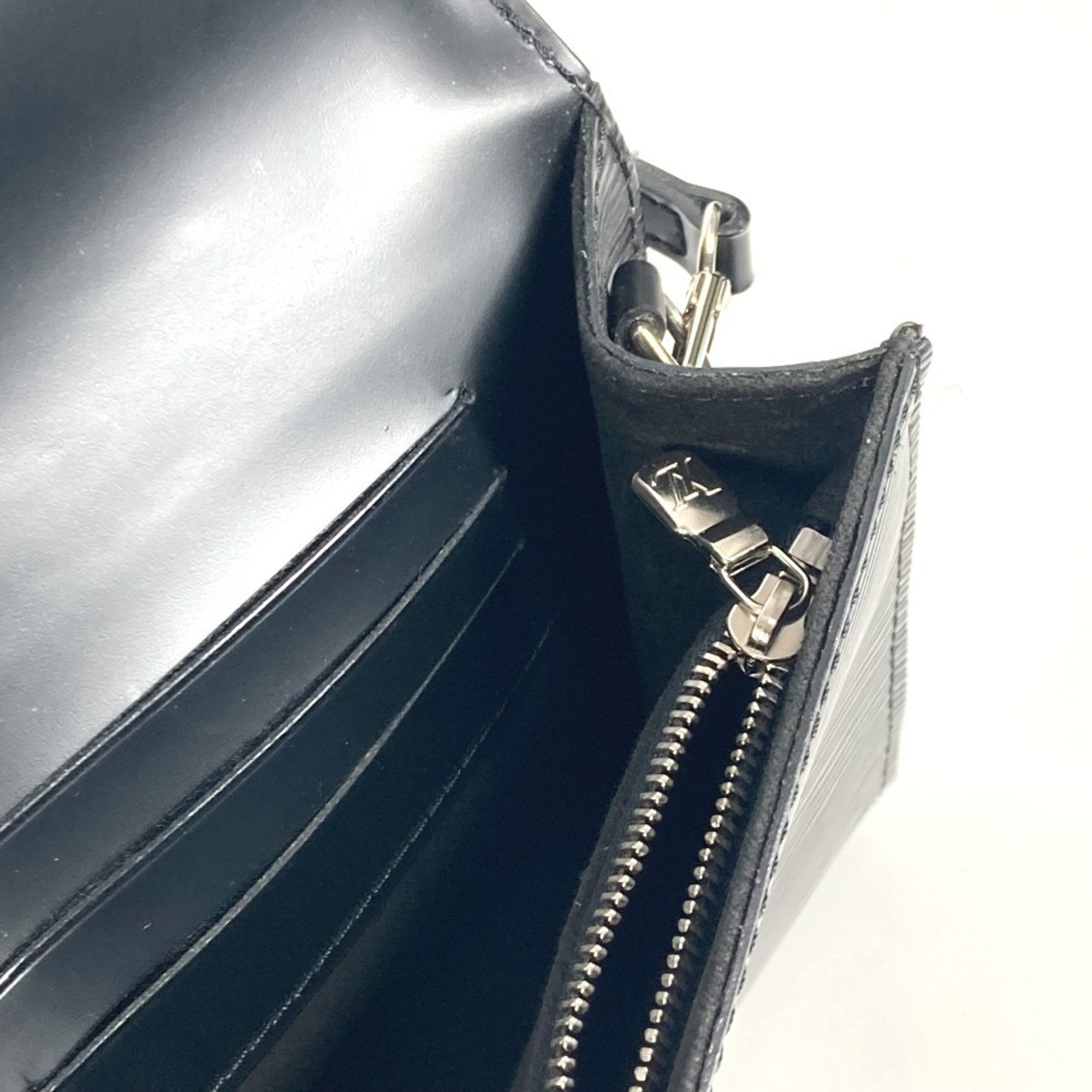 Louis Vuitton Black Epi Leather Clutch Bag Shoulder Bag