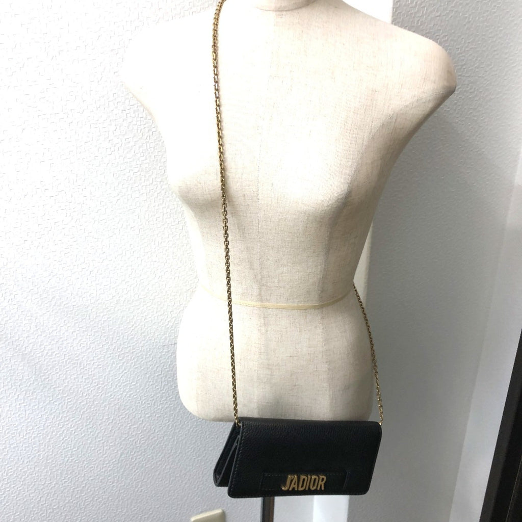 Christian Dior Black Leather Shoulder Bag (Pre-Owned)
