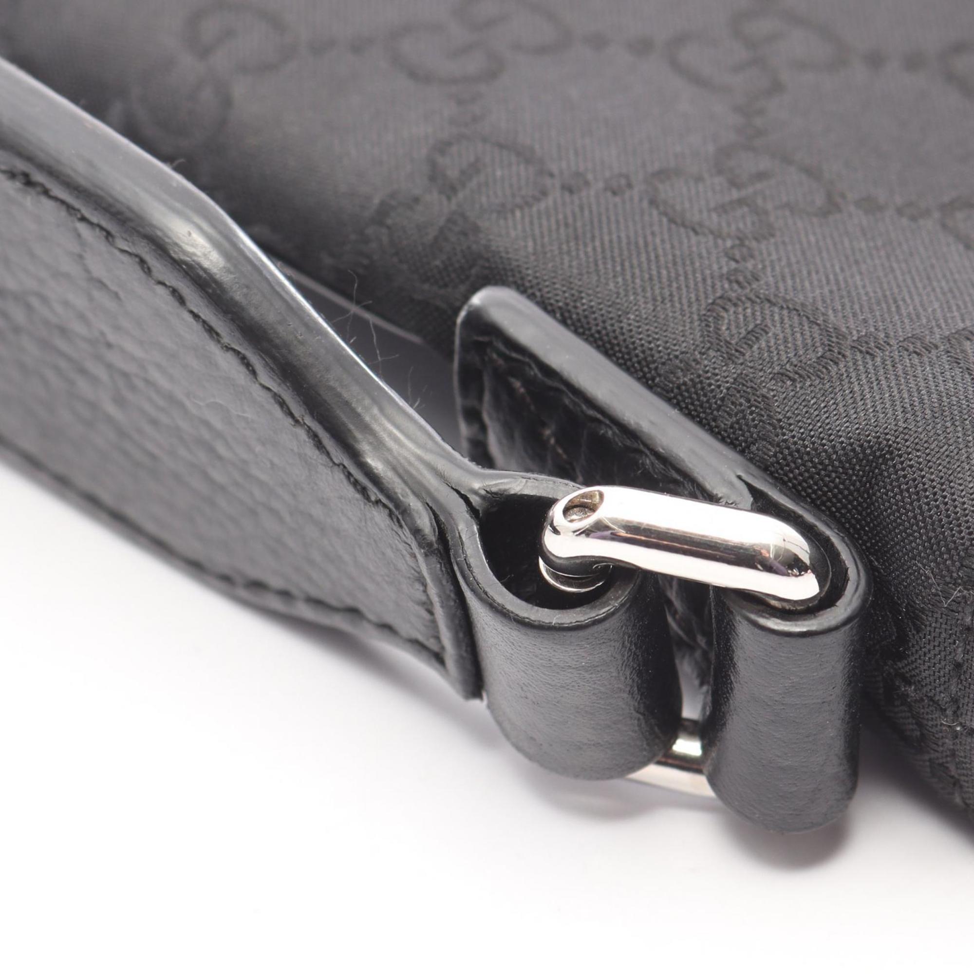 Gucci Black Nylon Leather Shoulder Bag (Pre-Owned)