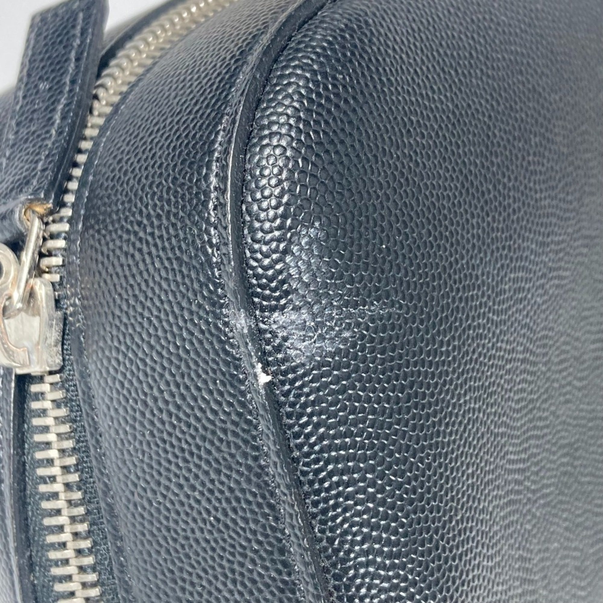 Saint Laurent Black Leather Handbag Tote Bag (Pre-Owned)