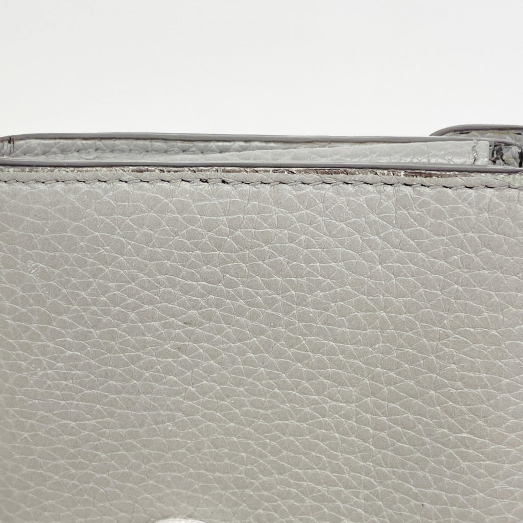 Gucci Gray Leather Long Wallet (Bi-Fold) (Pre-Owned)